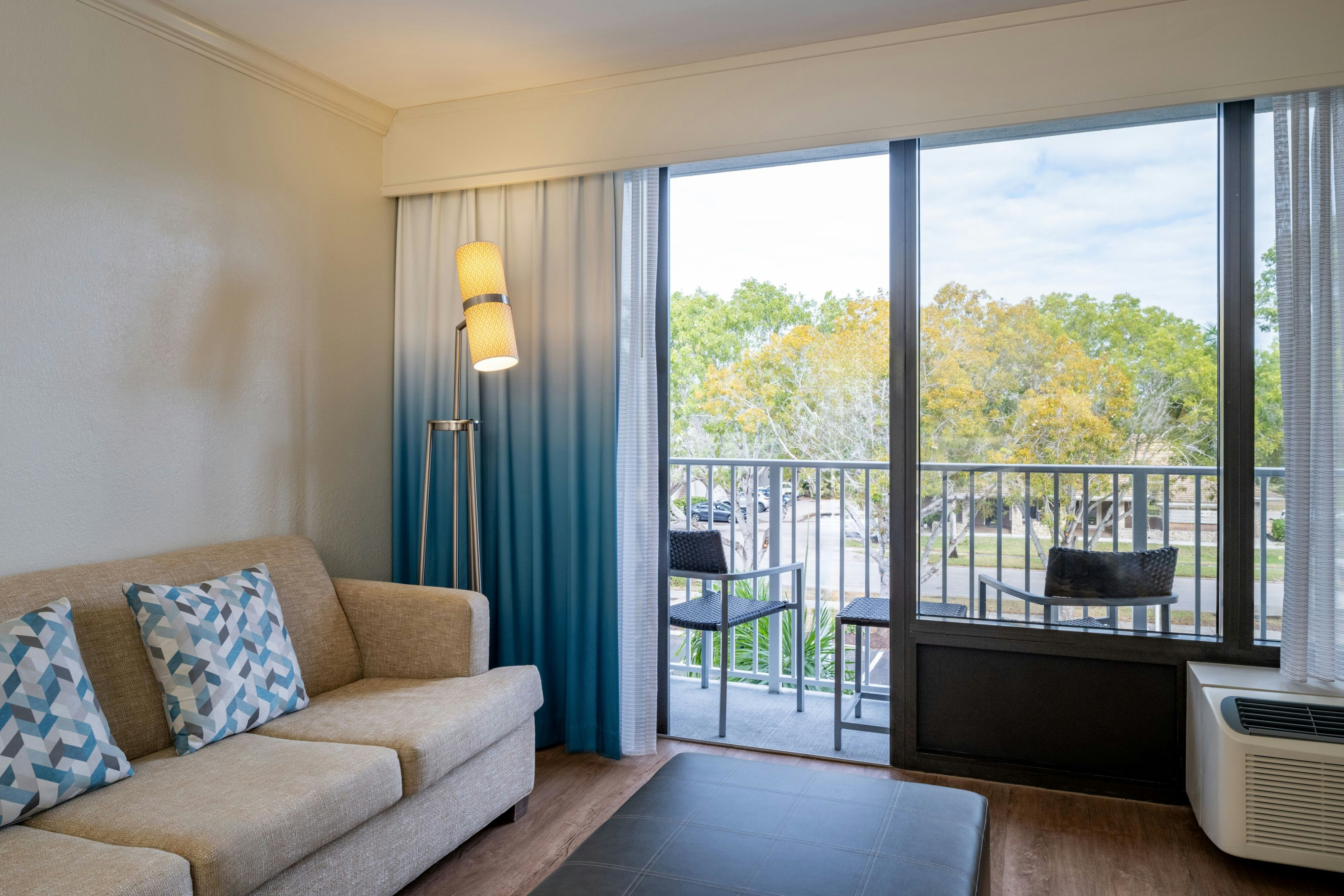 Courtyard by Marriott Naples