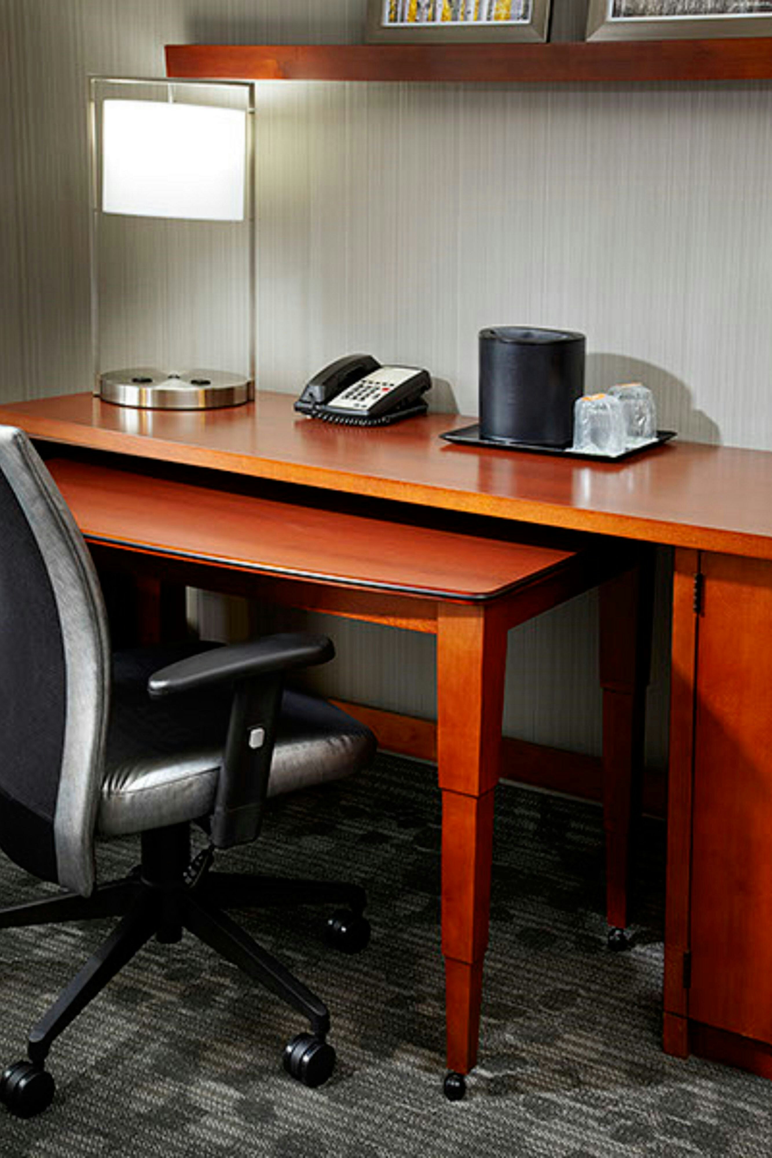 Courtyard by Marriott Akron Stow