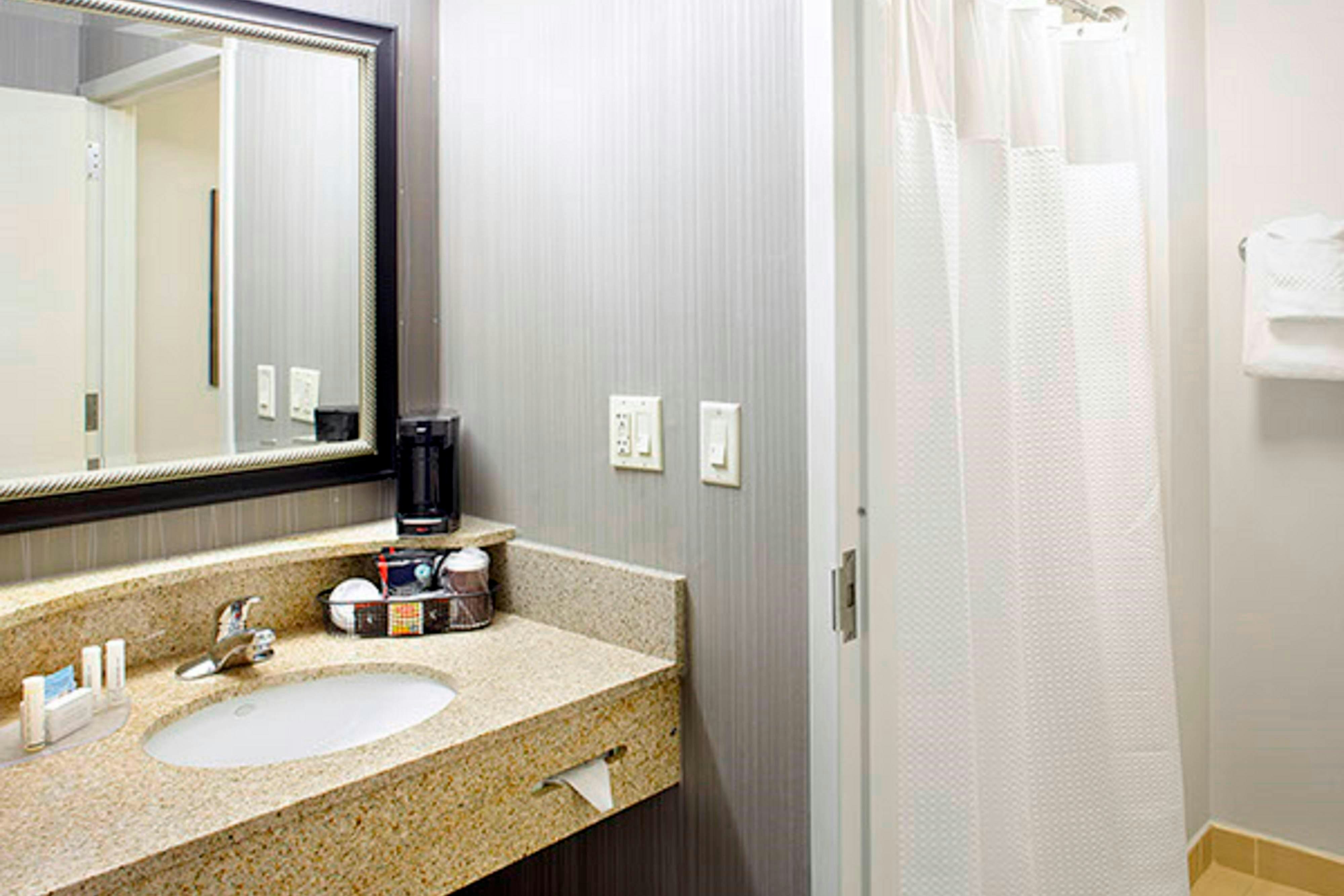 Courtyard by Marriott Akron Stow