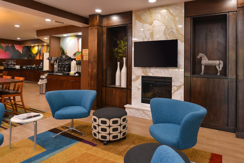 Fairfield by Marriott Inn & Suites Louisville North