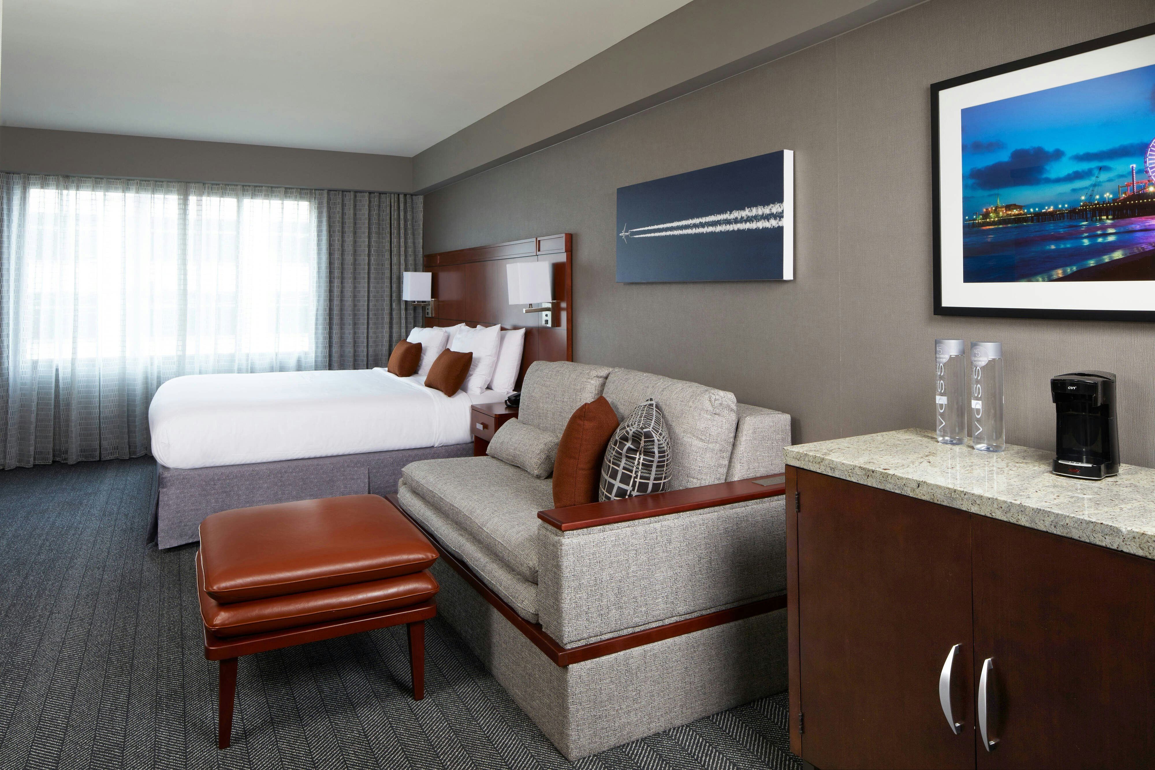Courtyard by Marriott Los Angeles LAX/Century Boulevard