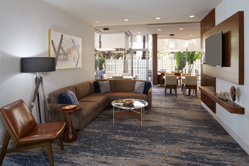 Courtyard by Marriott Los Angeles LAX/Century Boulevard
