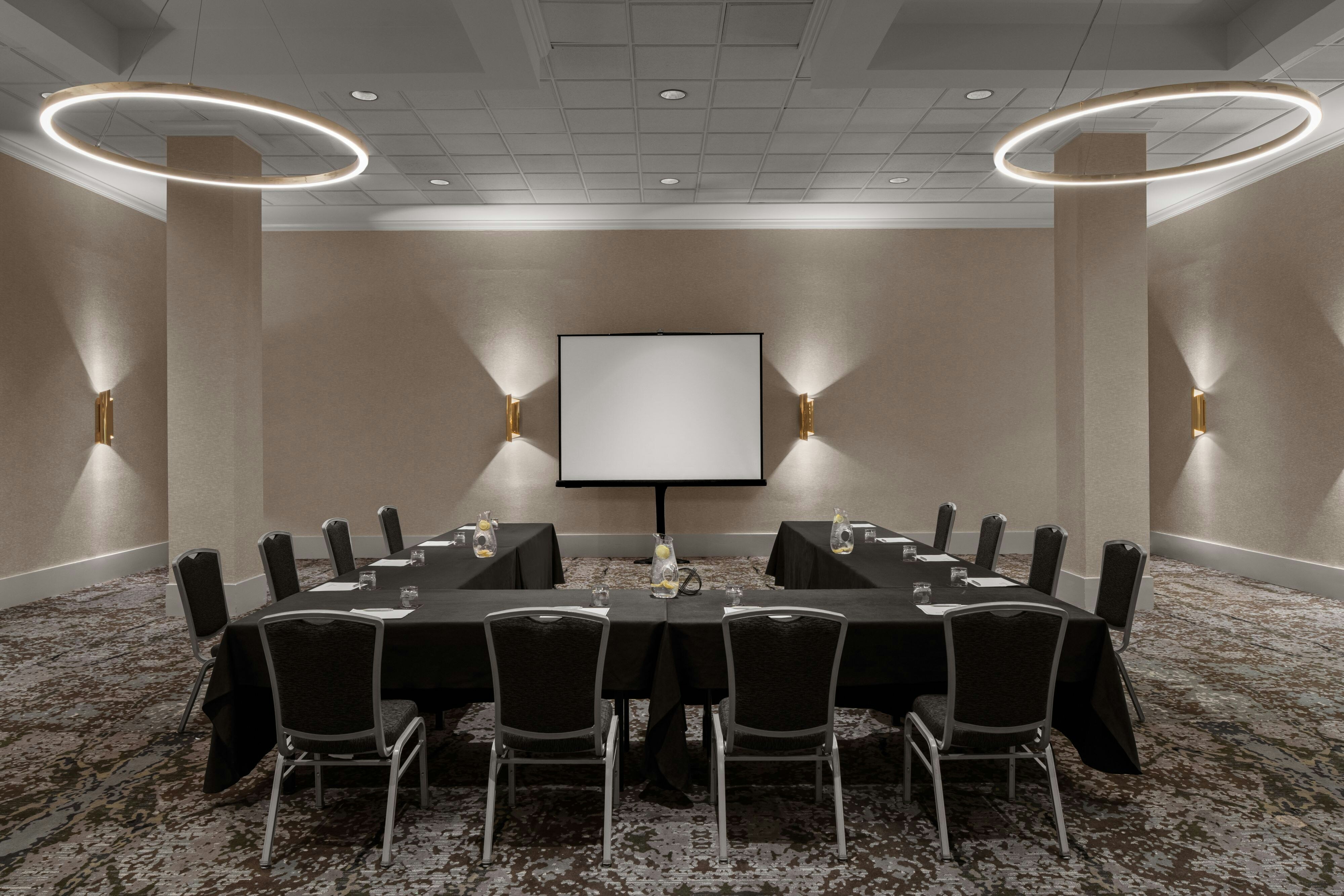 Renaissance Chicago North Shore Hotel