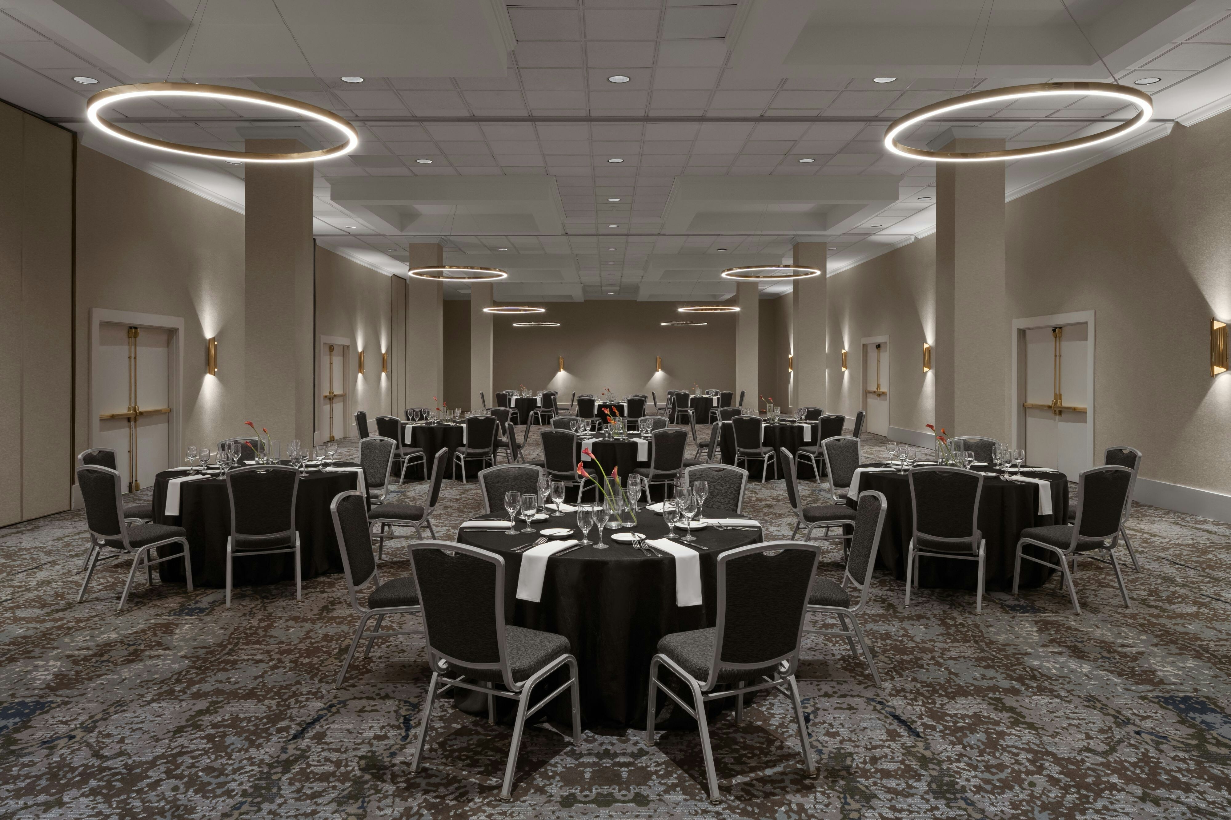 Renaissance Chicago North Shore Hotel