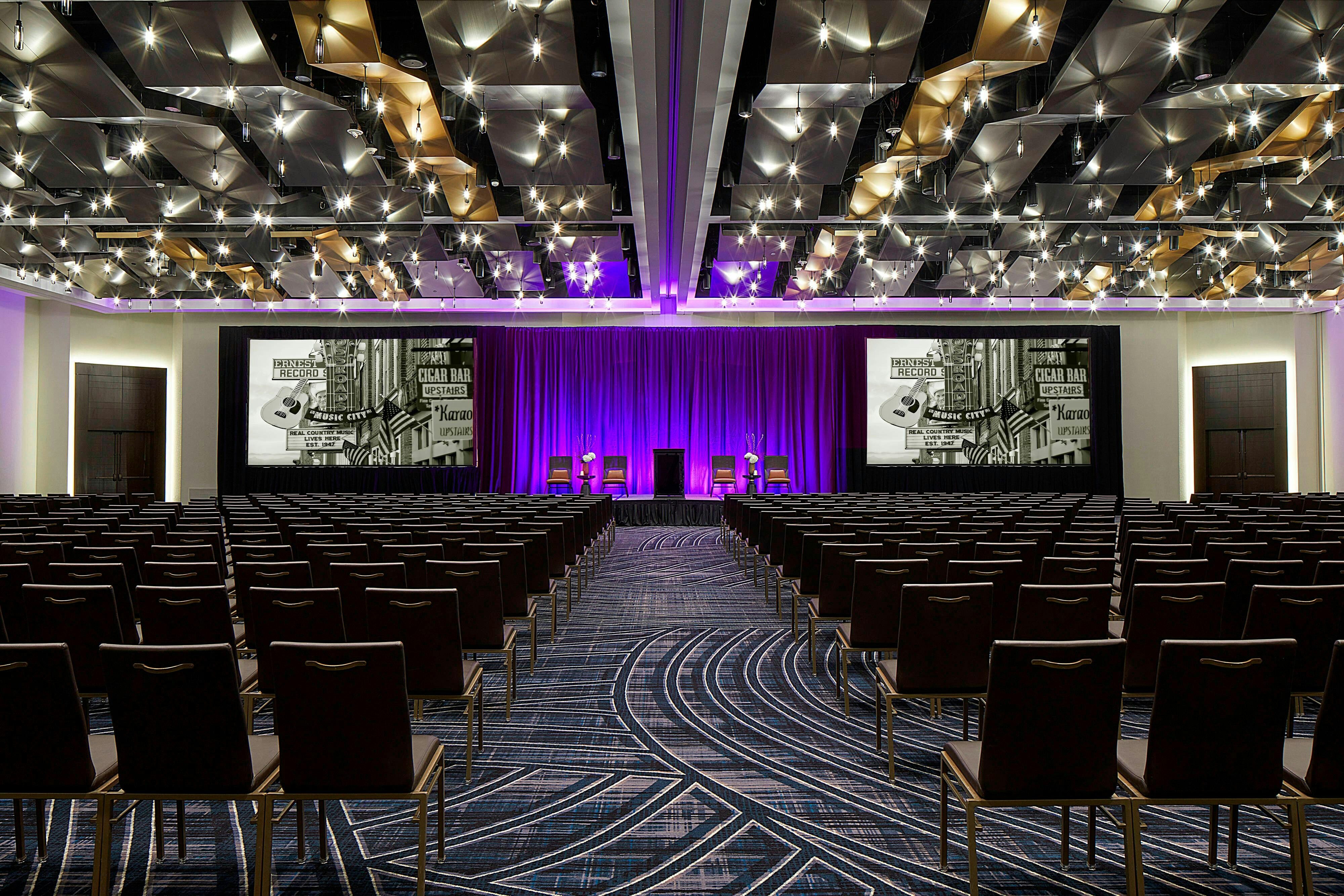 Renaissance Nashville Hotel