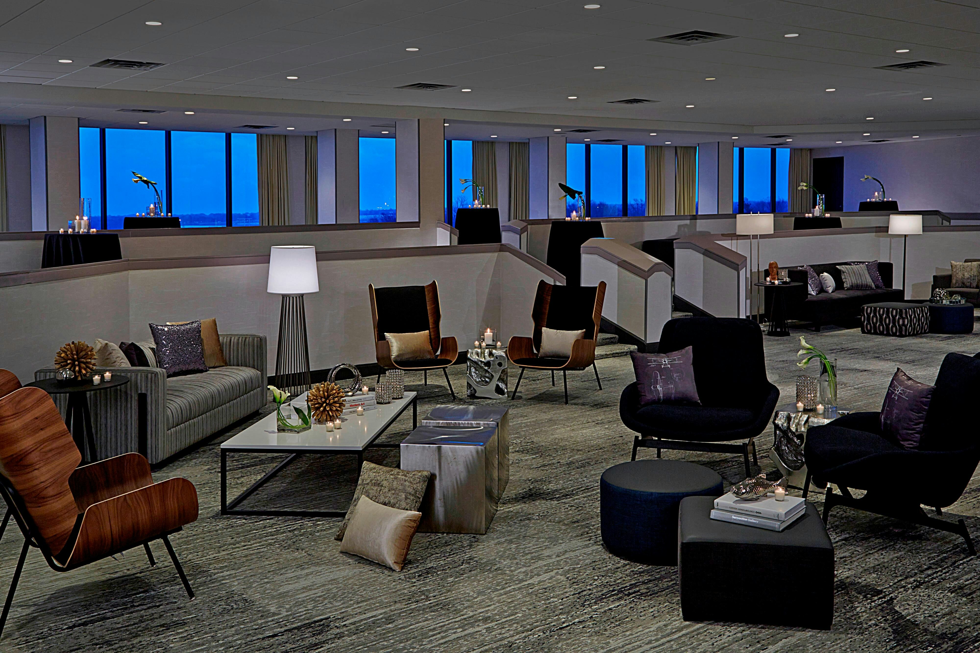 Renaissance St. Louis Airport Hotel
