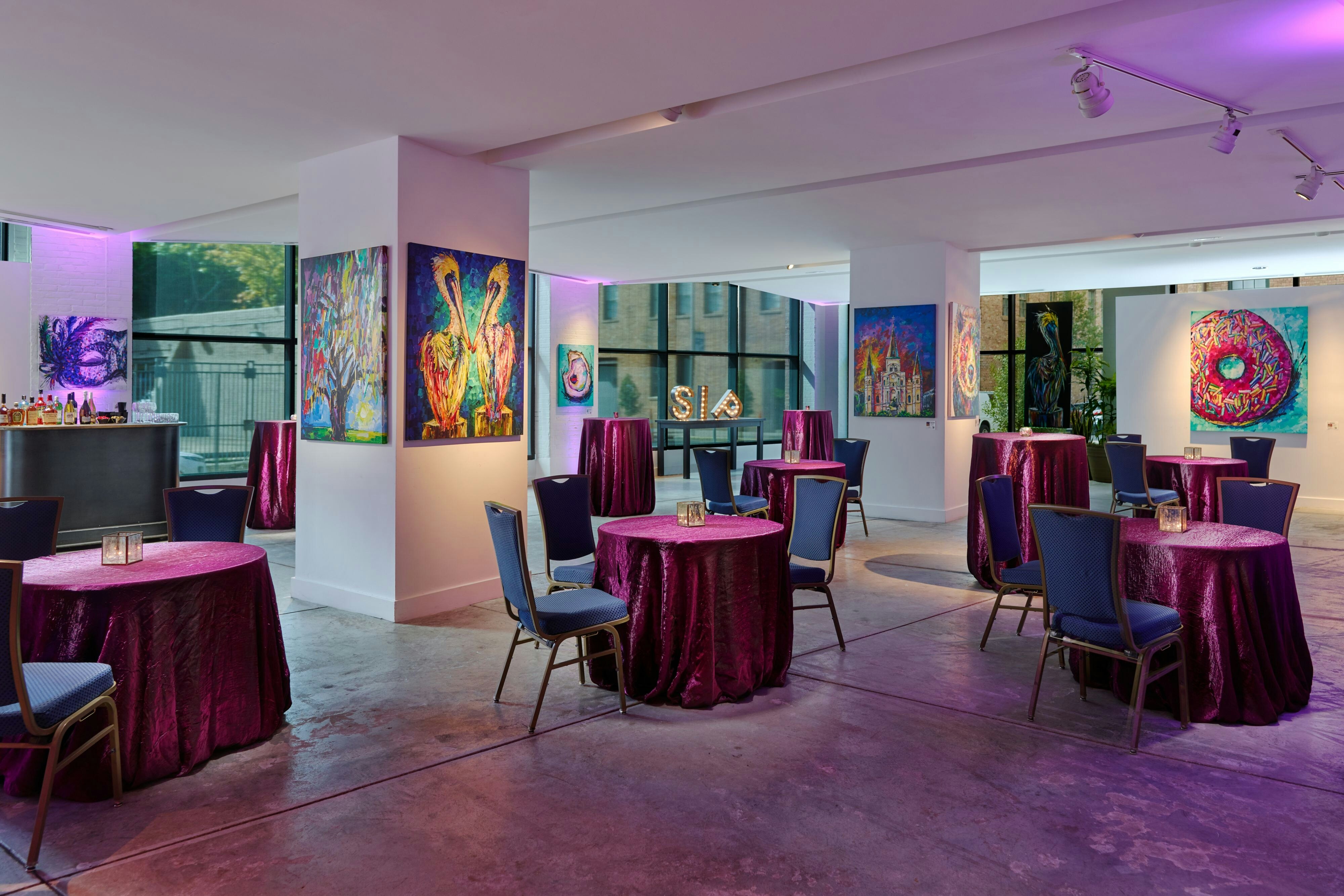 Renaissance New Orleans Arts Warehouse District Hotel