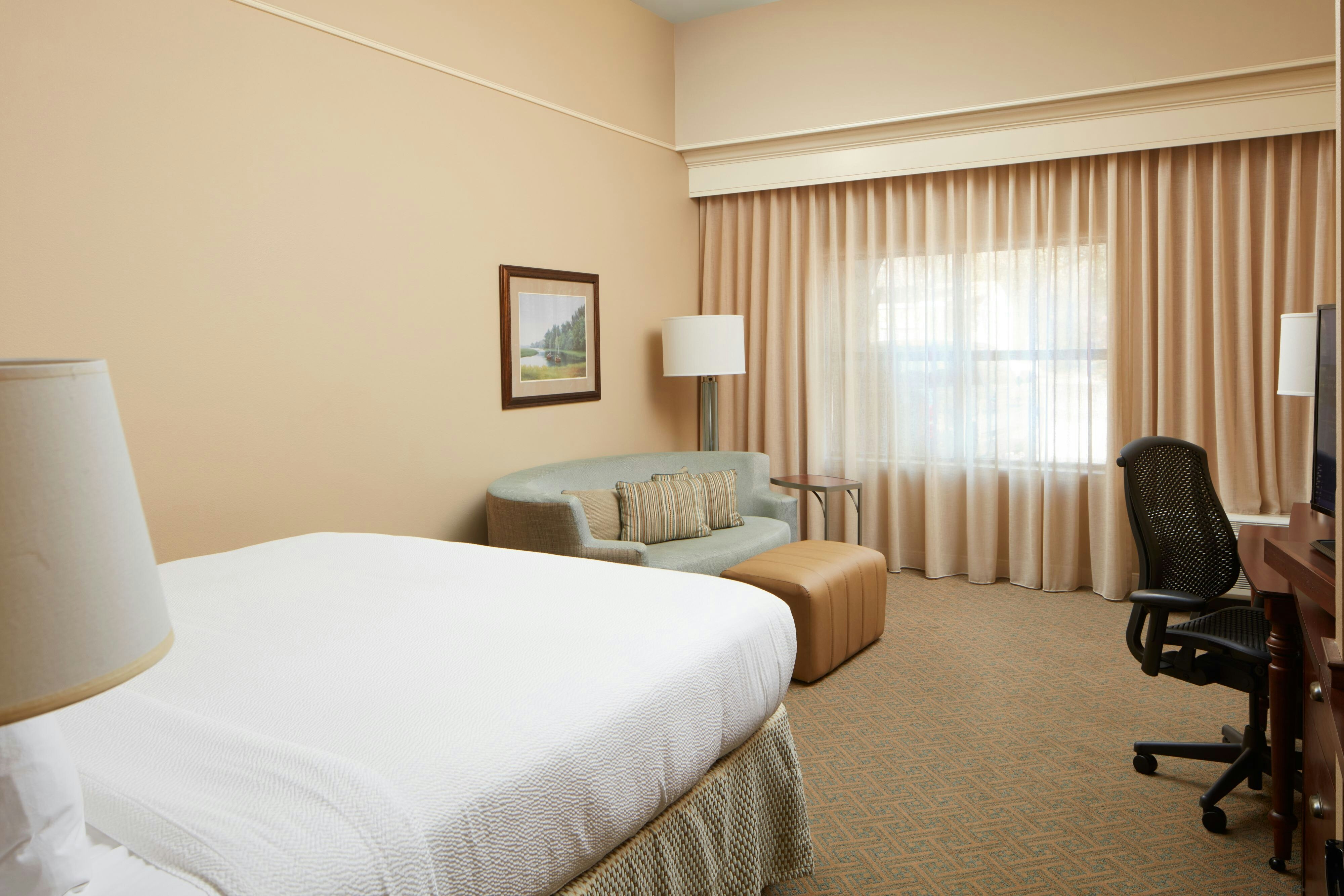 Courtyard by Marriott Charleston Mt. Pleasant
