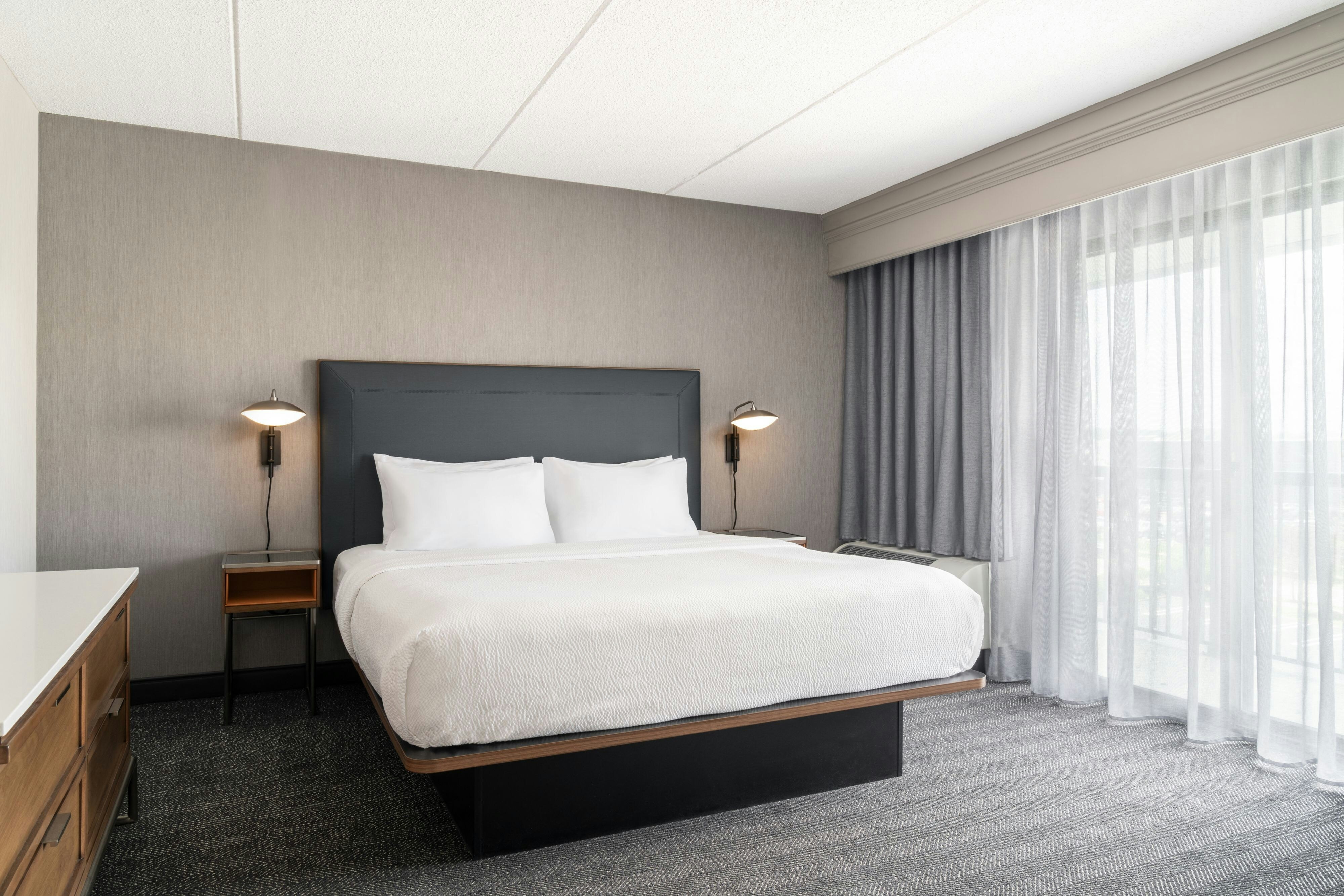 Courtyard by Marriott Cleveland Beachwood