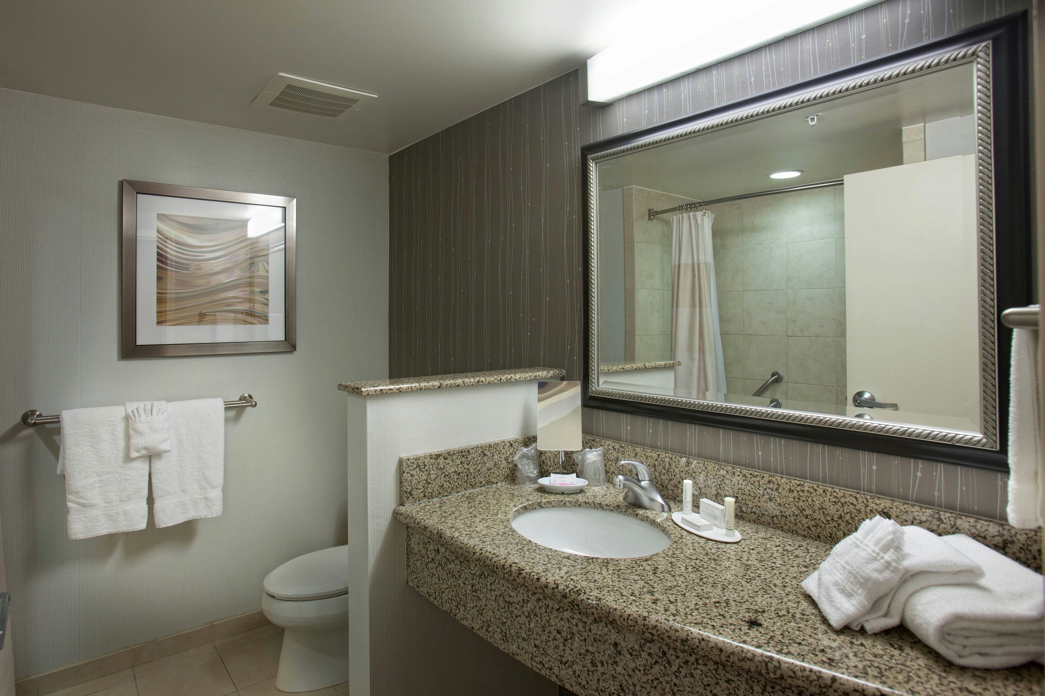 Courtyard by Marriott Fayetteville