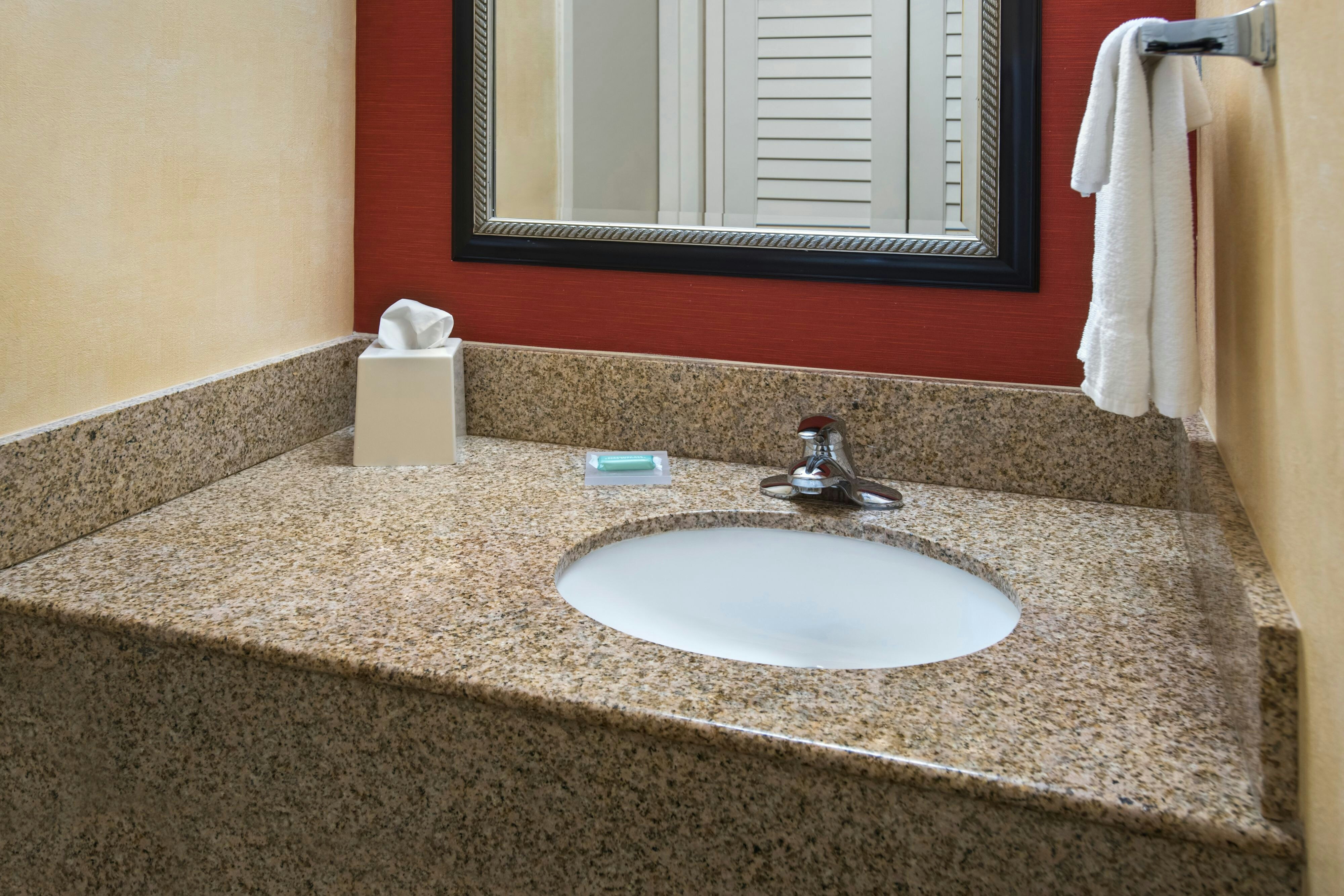 Courtyard by Marriott Mt. Laurel Cherry Hill
