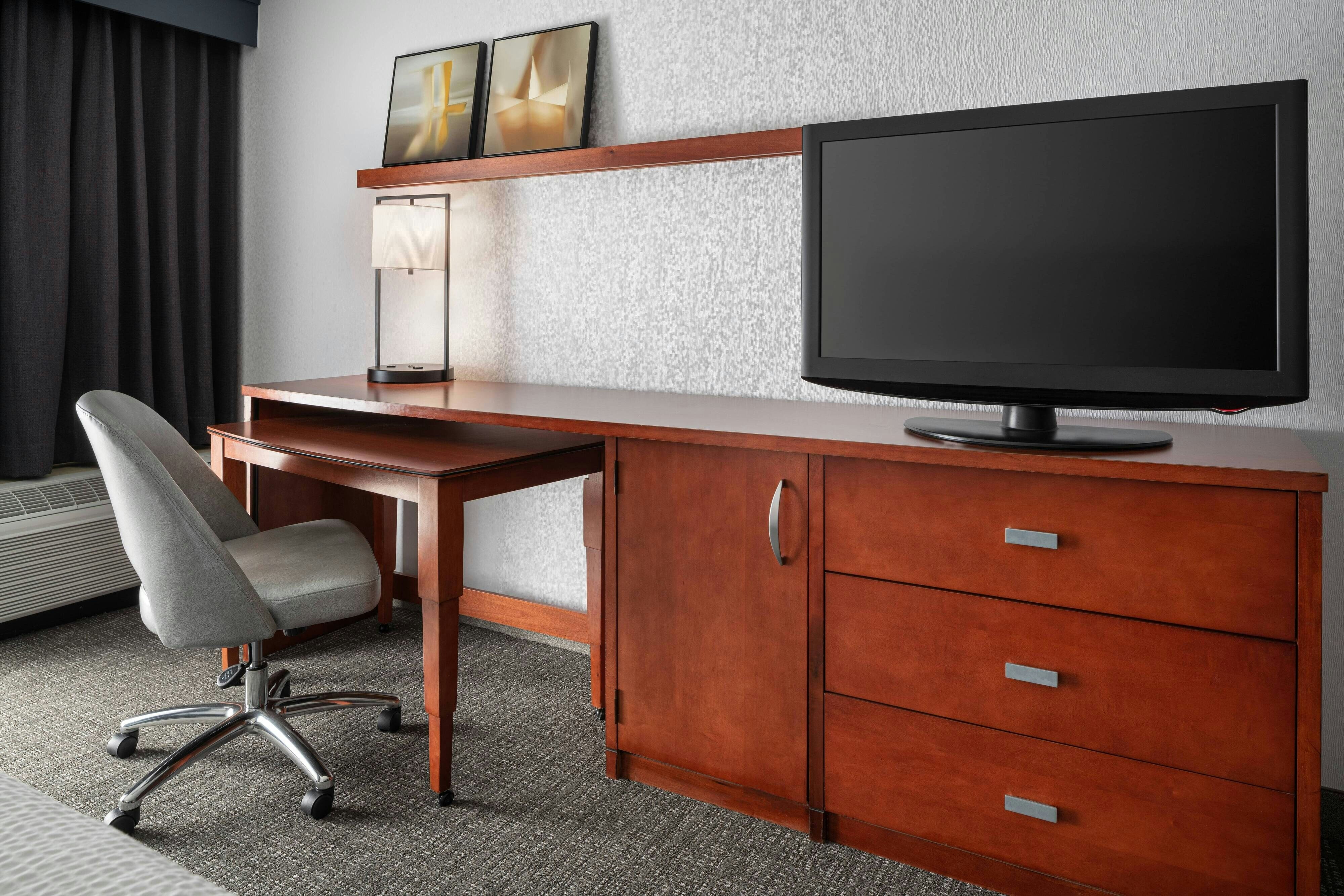Courtyard by Marriott Pleasanton