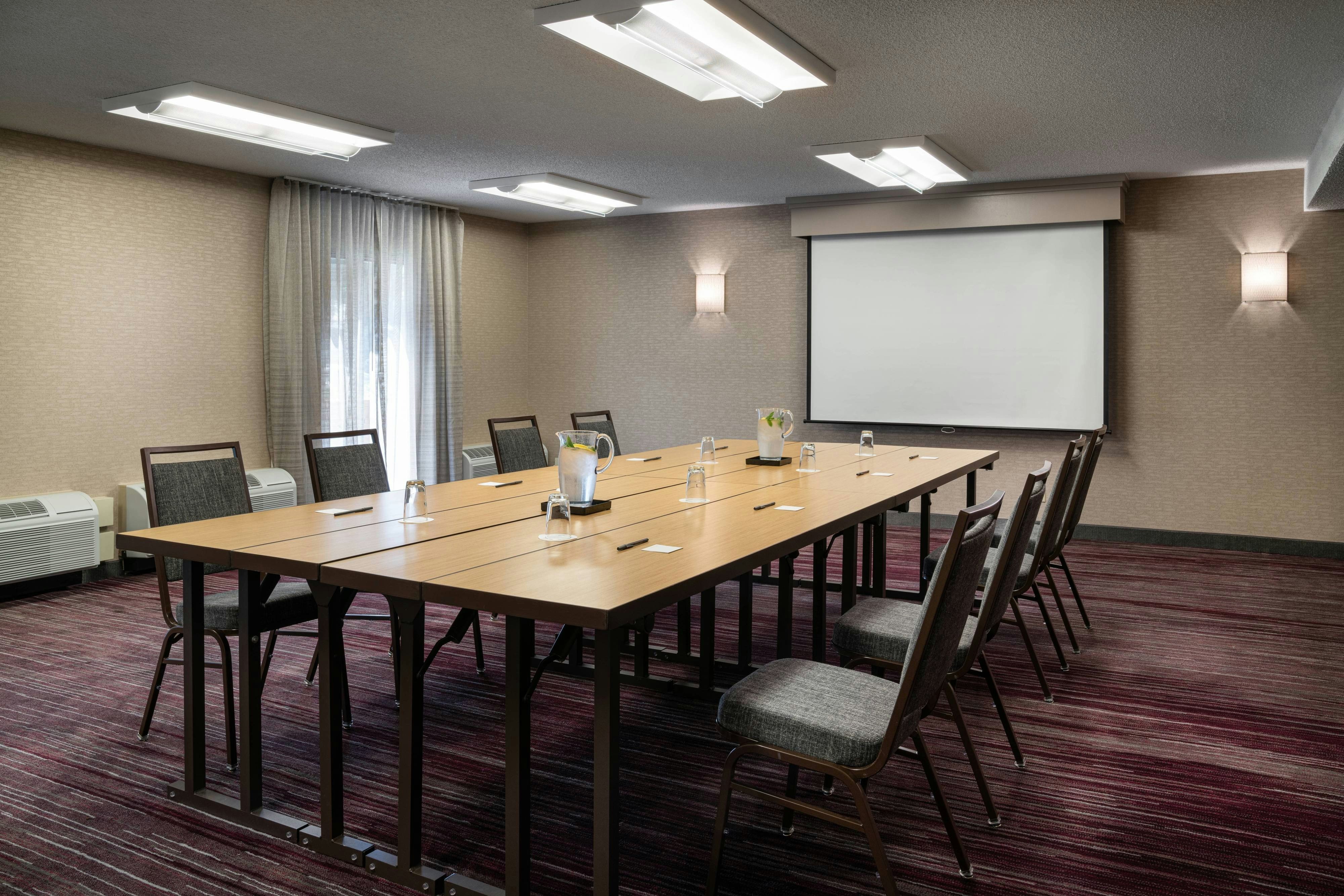 Courtyard by Marriott Pleasanton
