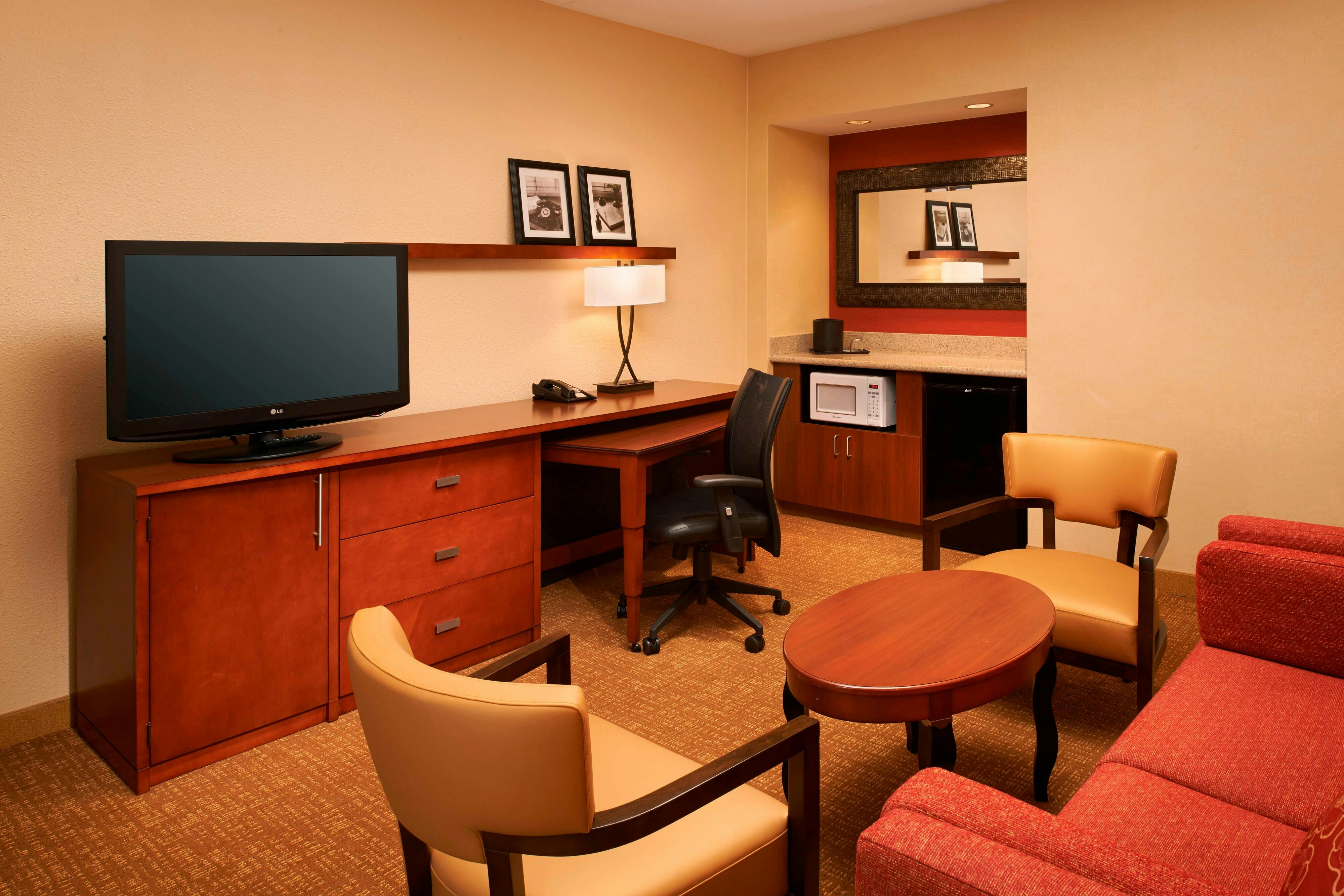 Courtyard by Marriott Toledo Airport Holland