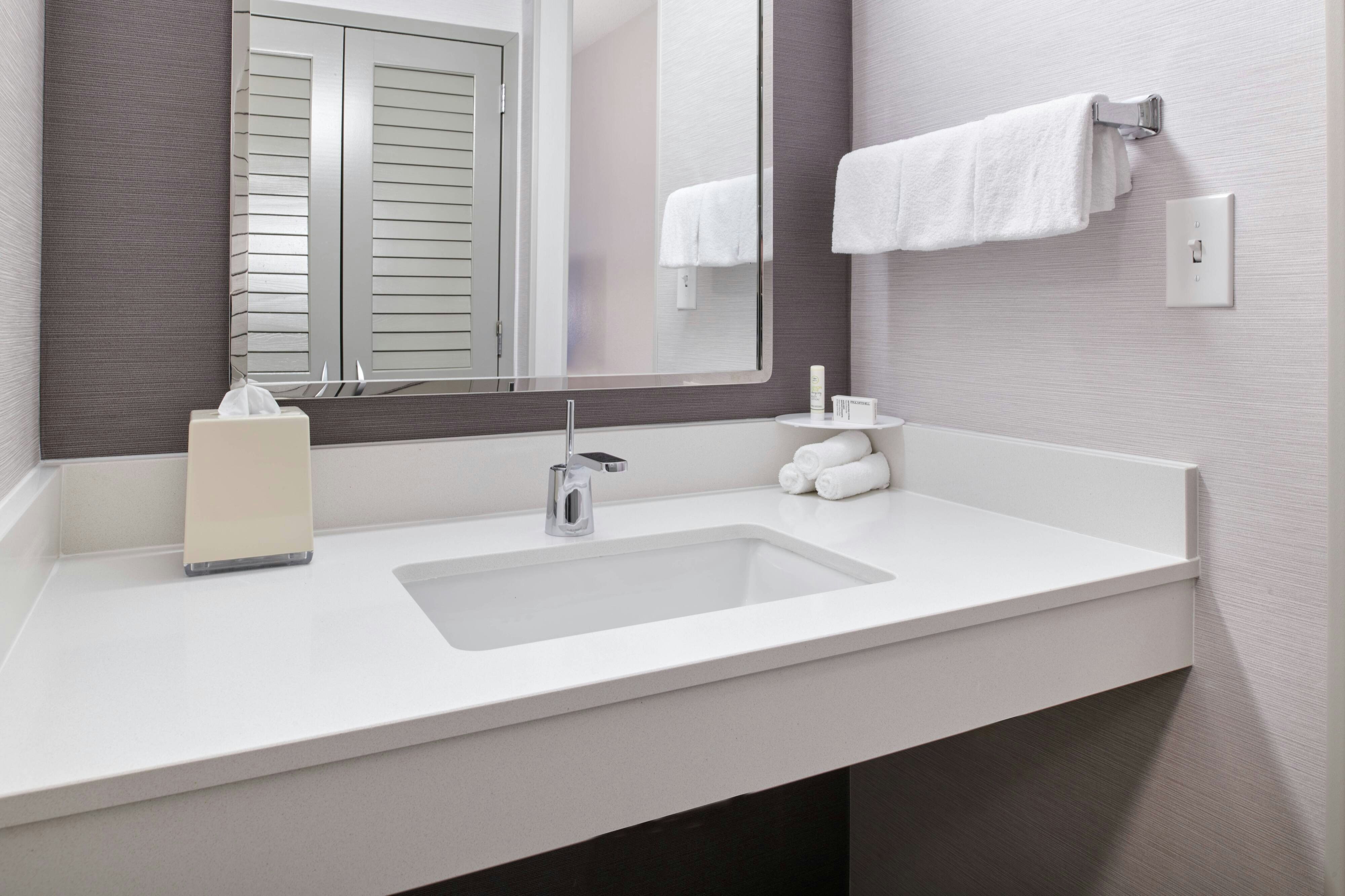 Courtyard by Marriott Chicago Highland Park/Northbrook