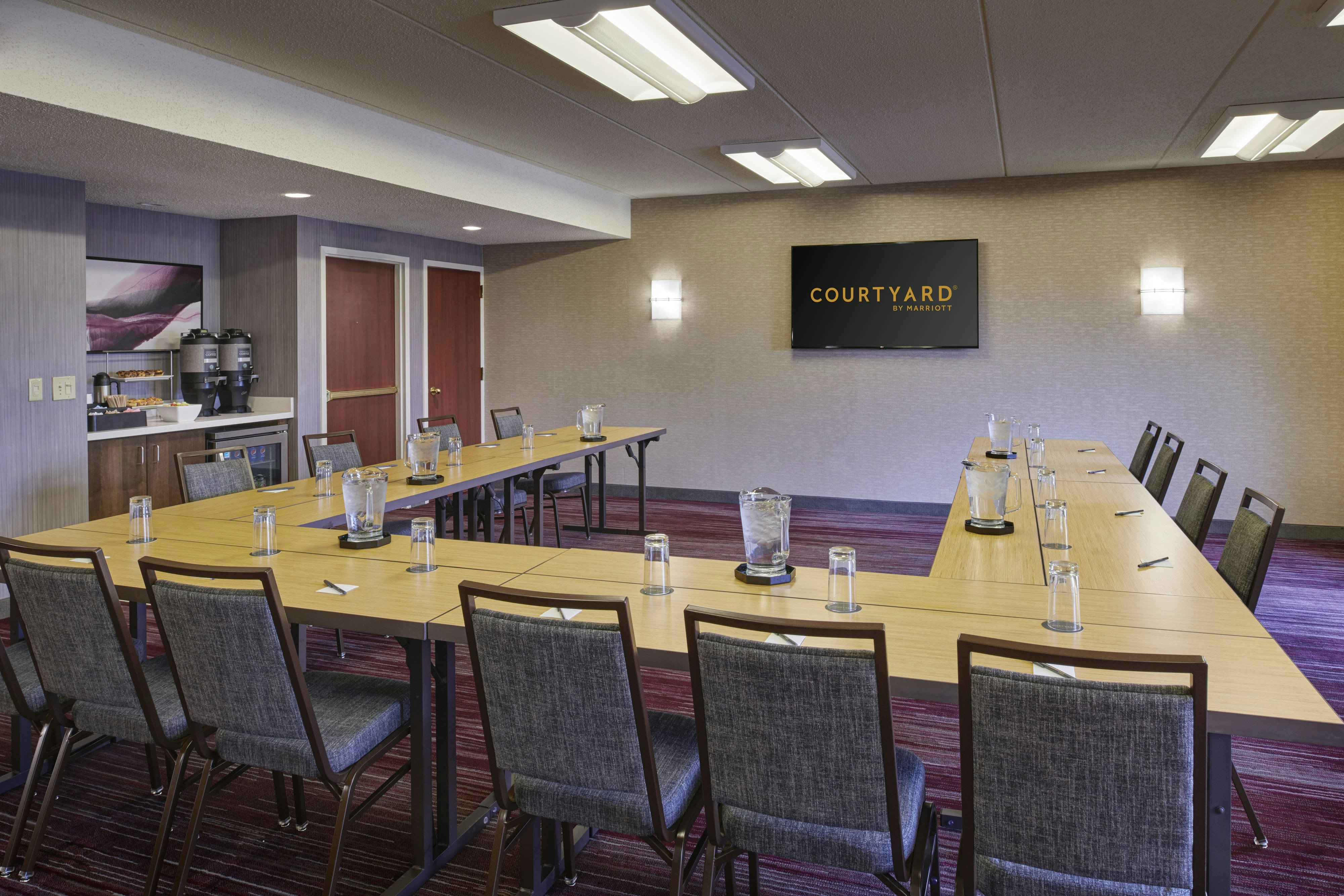 Courtyard by Marriott Chicago Oakbrook Terrace