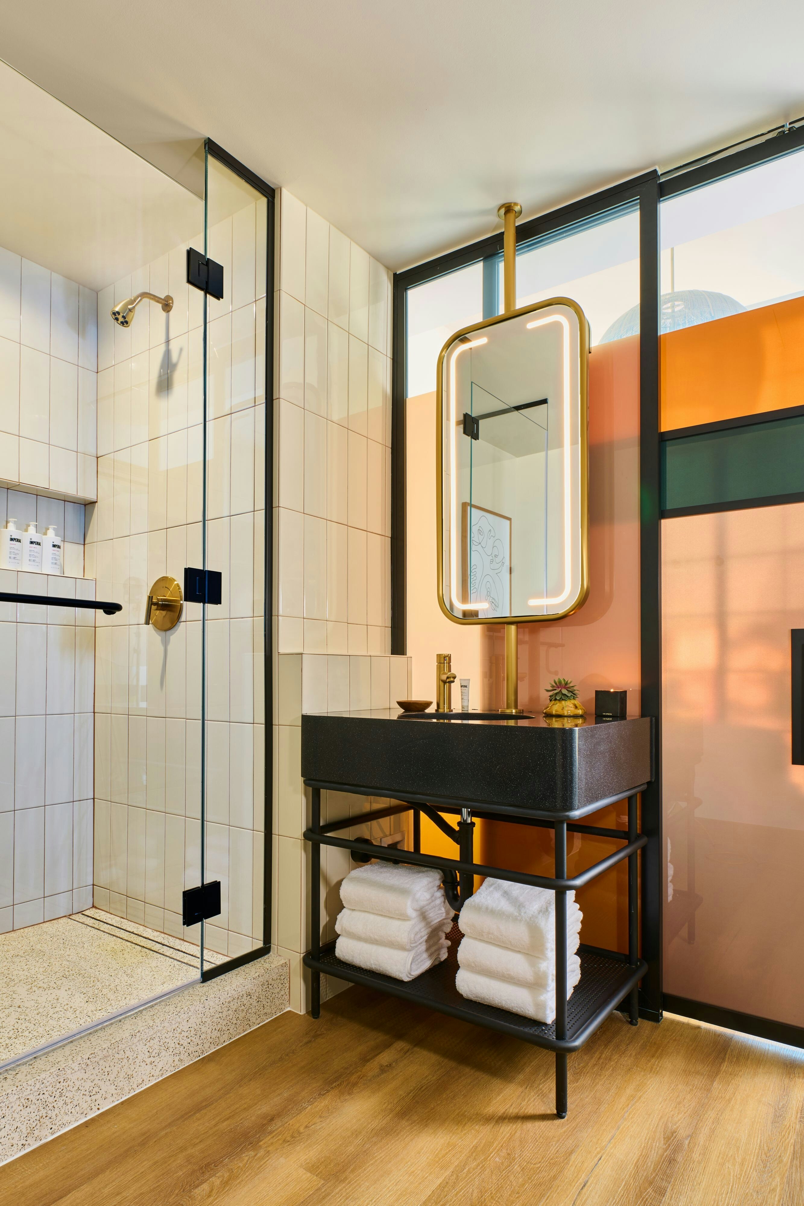 HOLLYWOOD VOLUME, a Tribute Portfolio Hotel