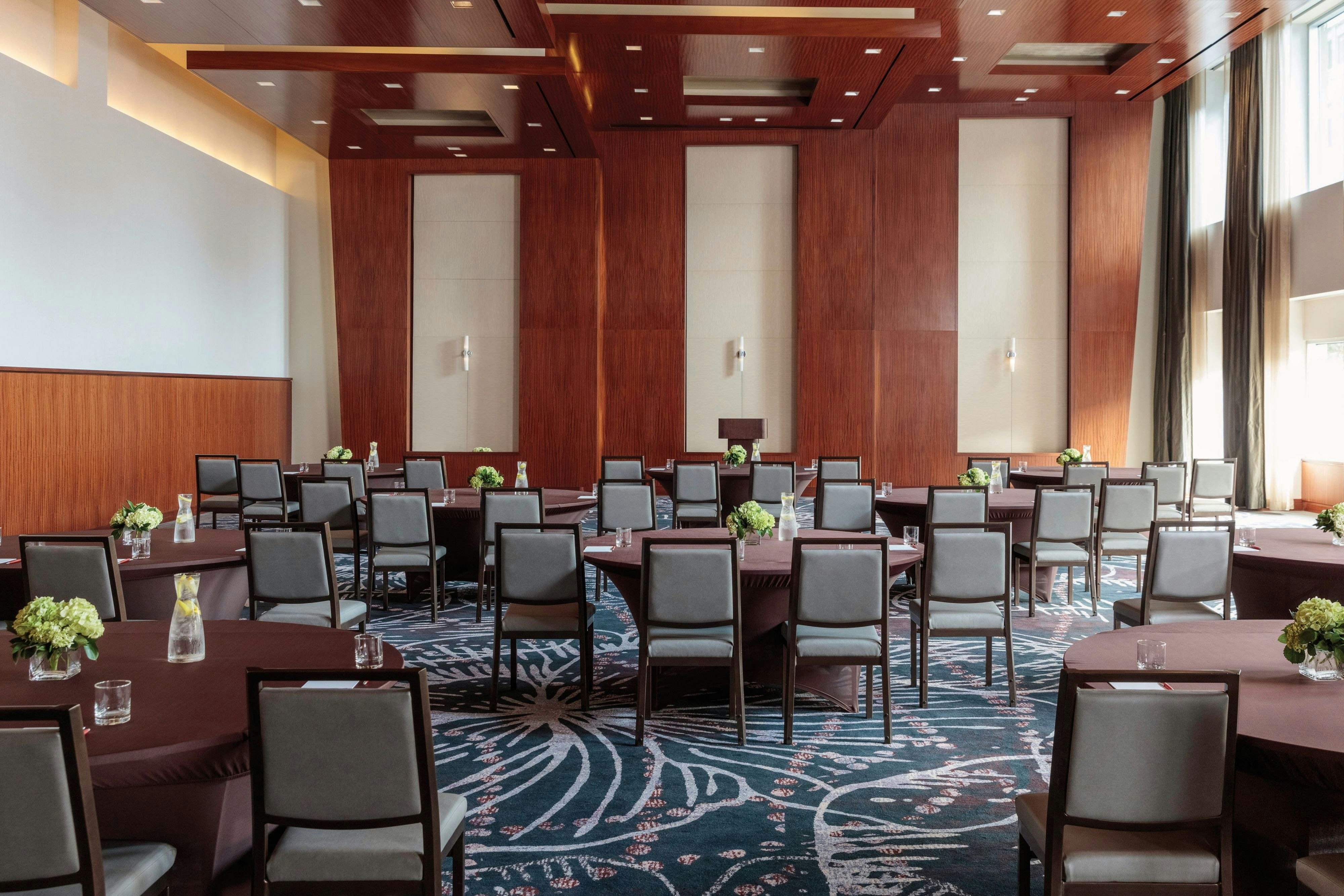Alma San Diego Downtown, a Tribute Portfolio Hotel