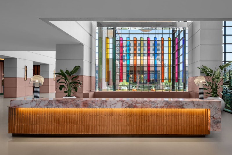 Downright Austin, A Renaissance Hotel