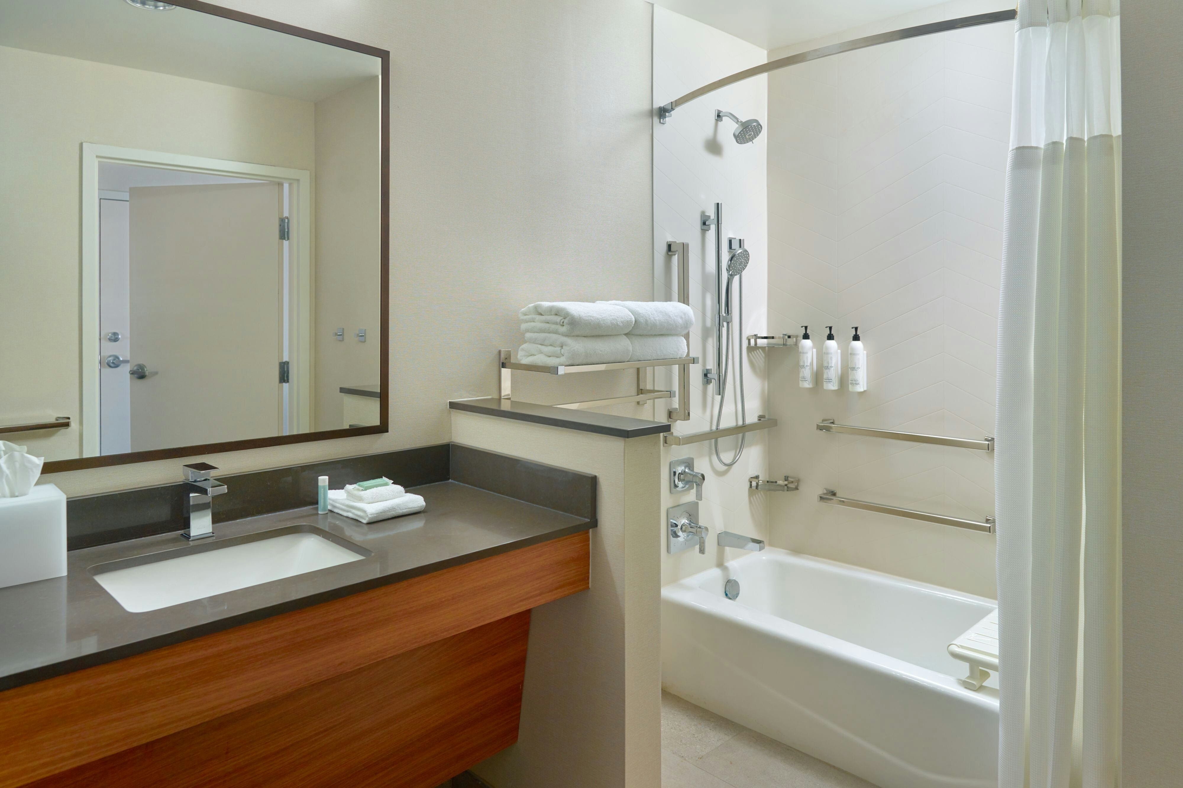 Fairfield by Marriott Inn & Suites Alpharetta Avalon Area