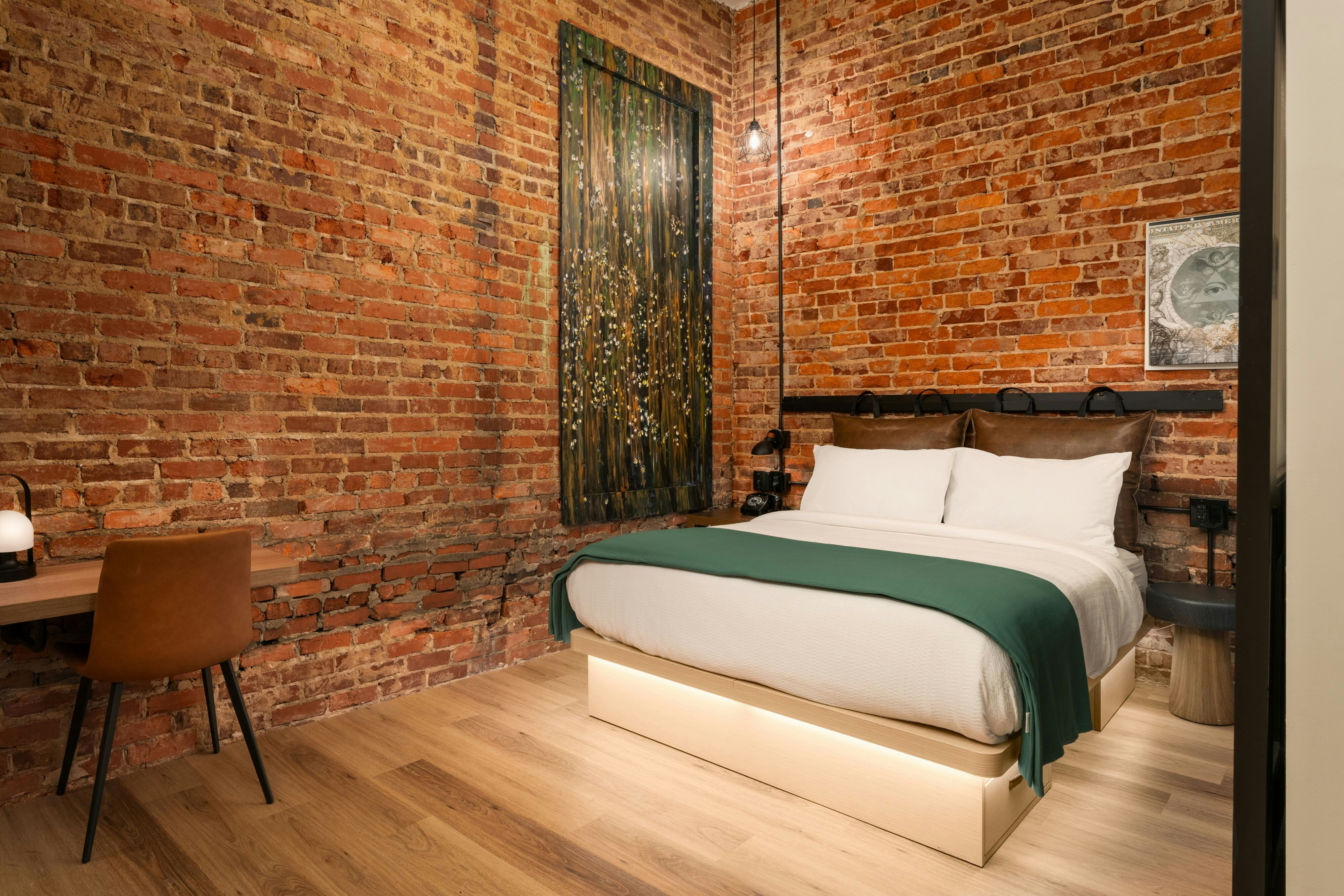 Moxy Columbia Downtown