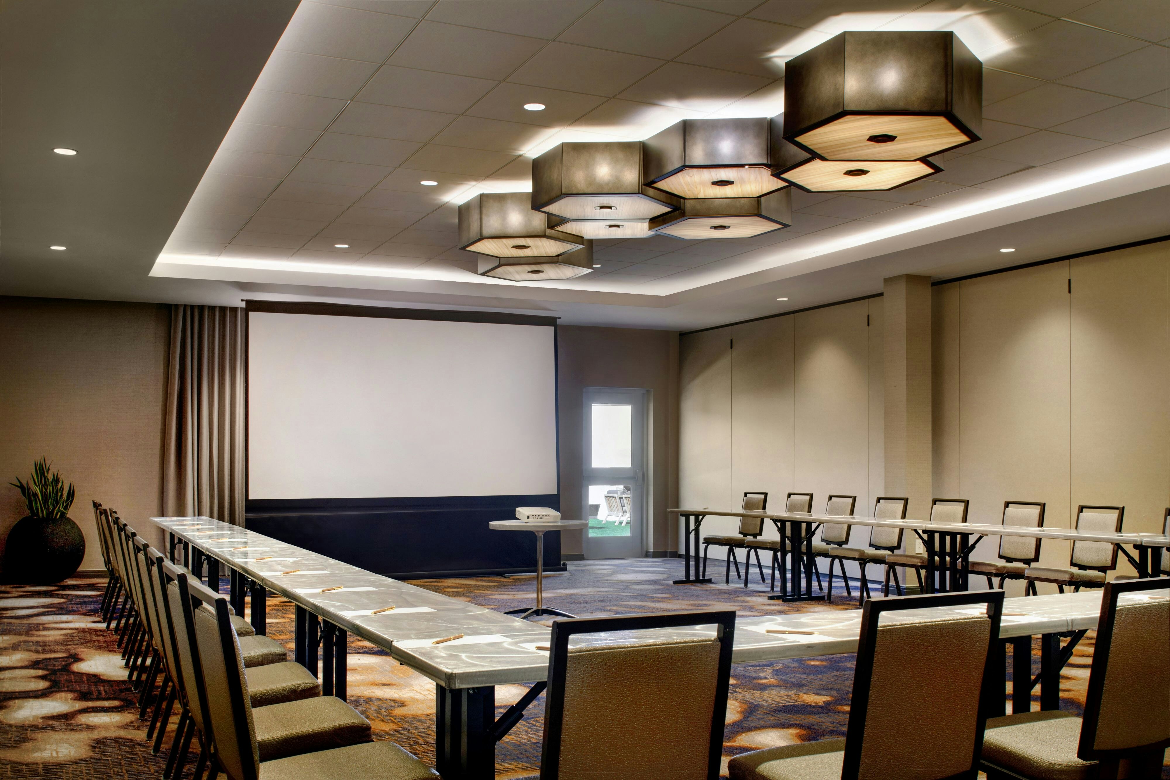 The Elmore Hotel, DFW Southlake, a Tribute Portfolio Hotel