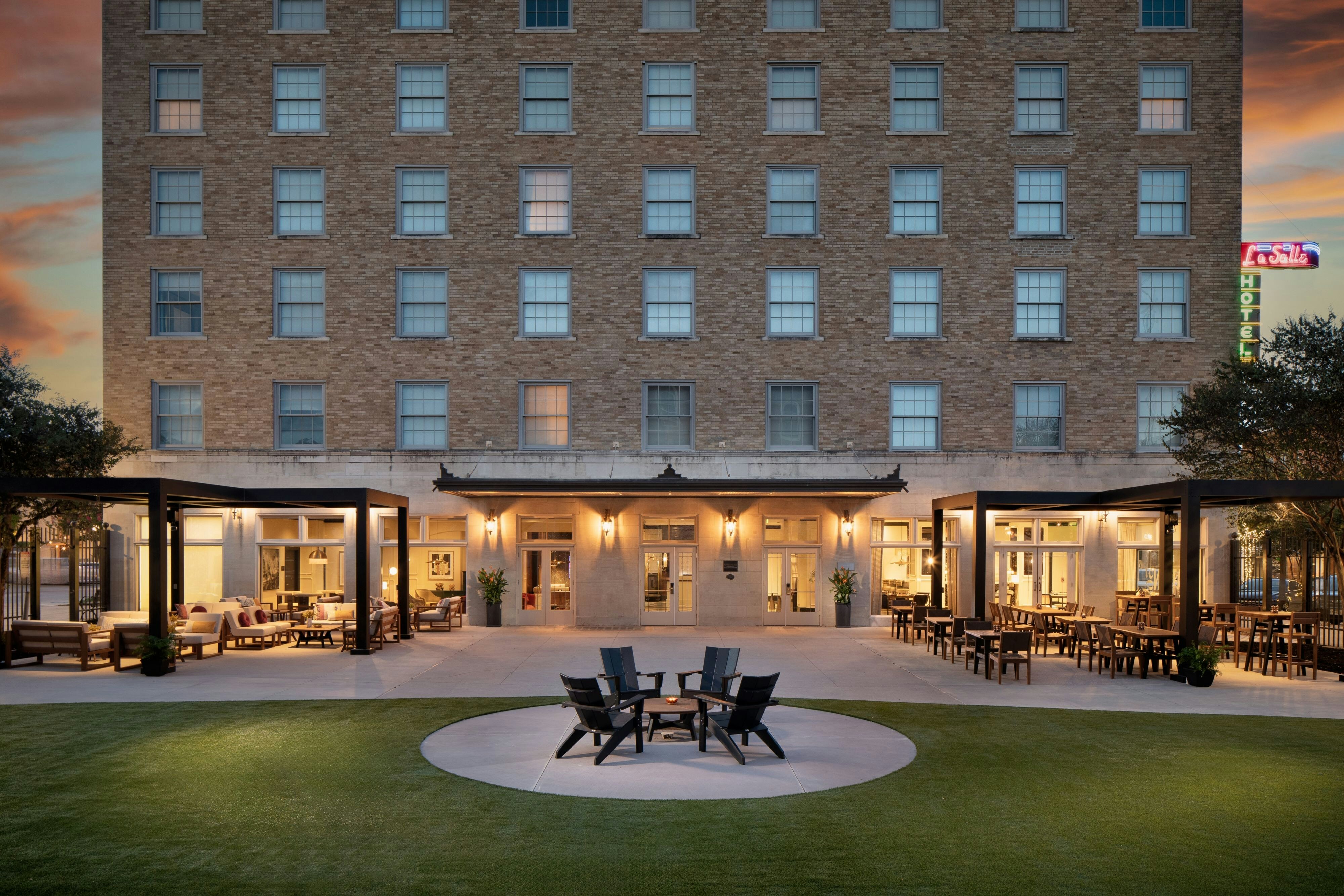 The LaSalle Hotel, Bryan College Station, a Tribute Portfolio Hotel
