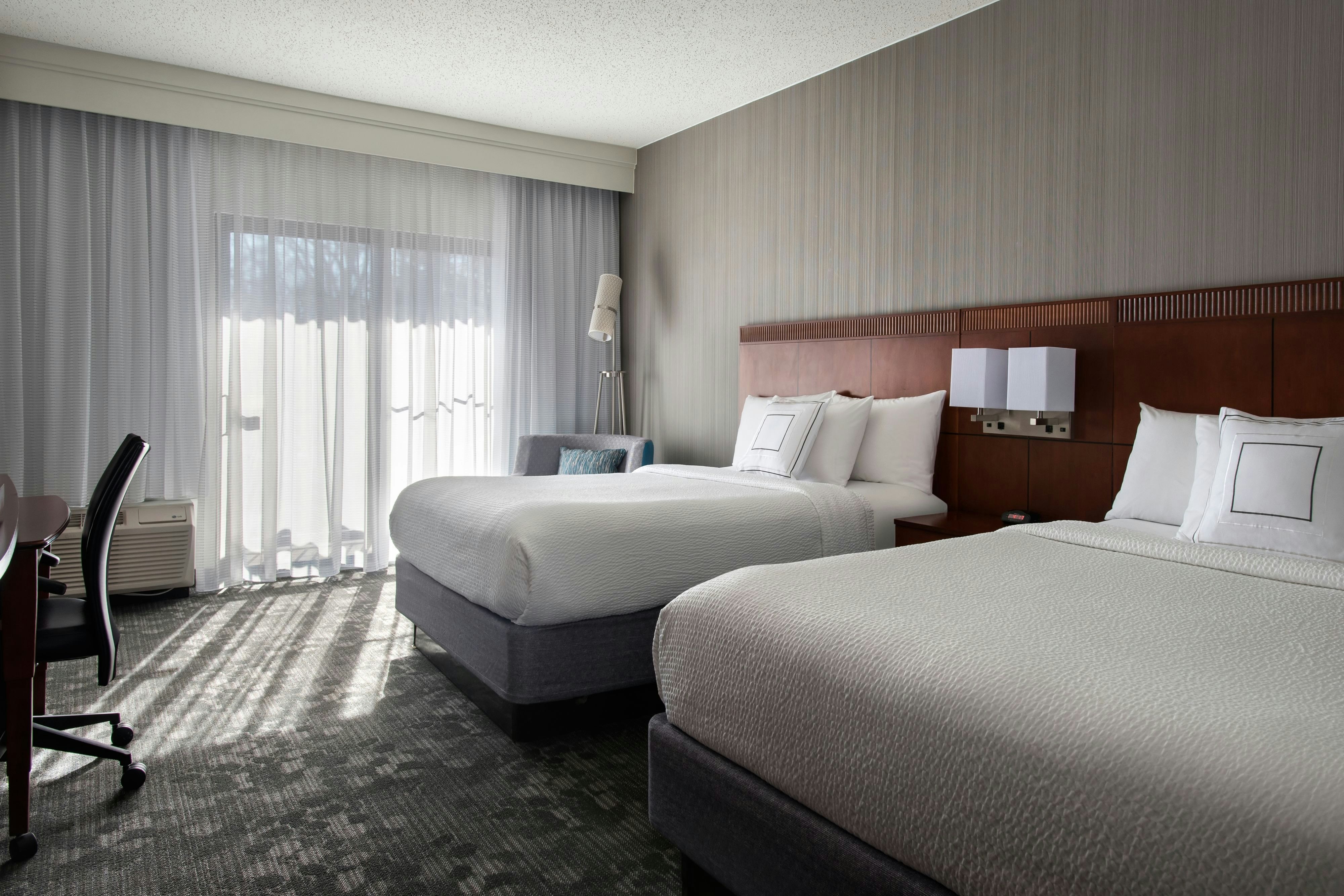 Courtyard by Marriott Mahwah