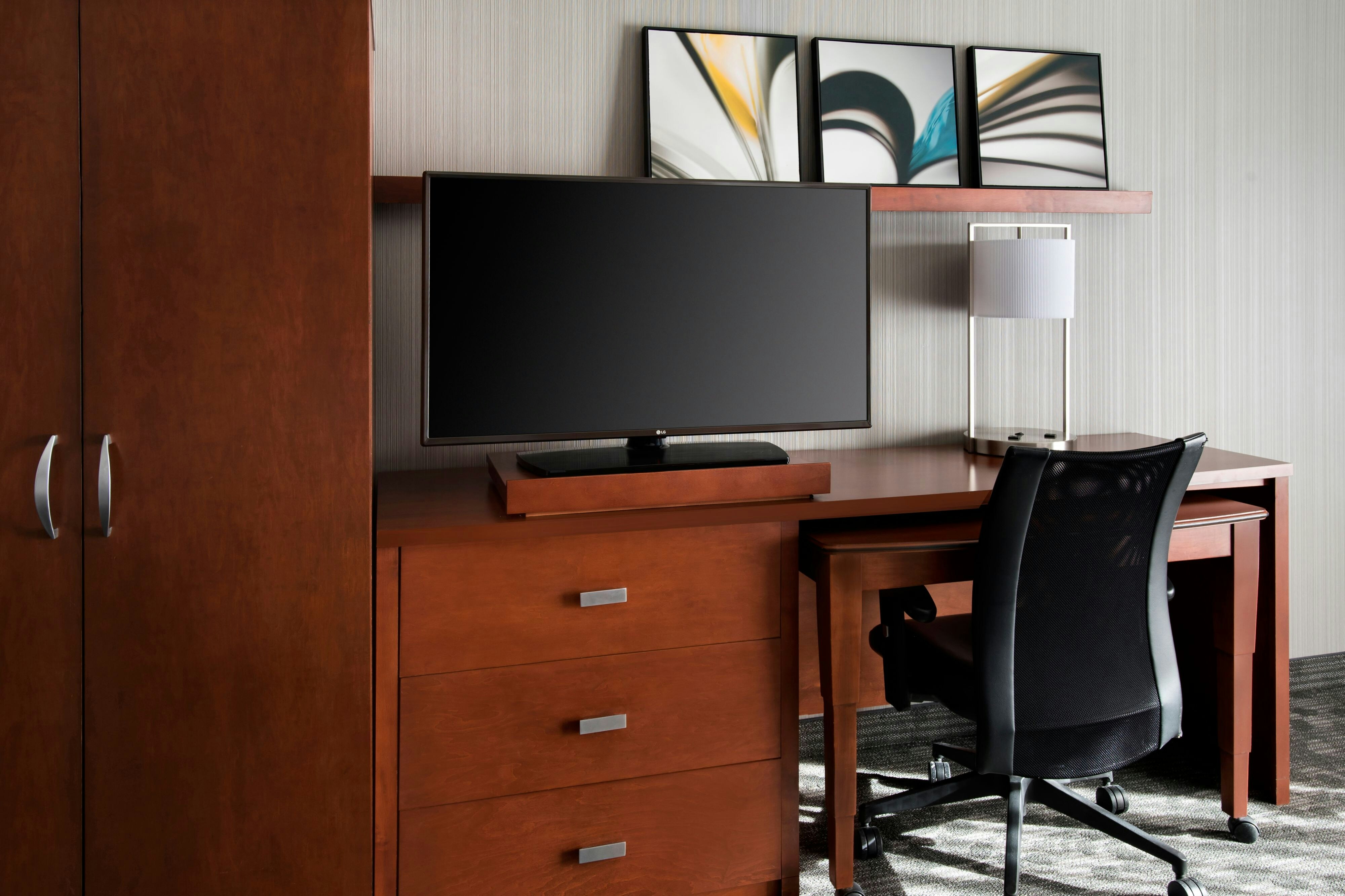 Courtyard by Marriott Mahwah