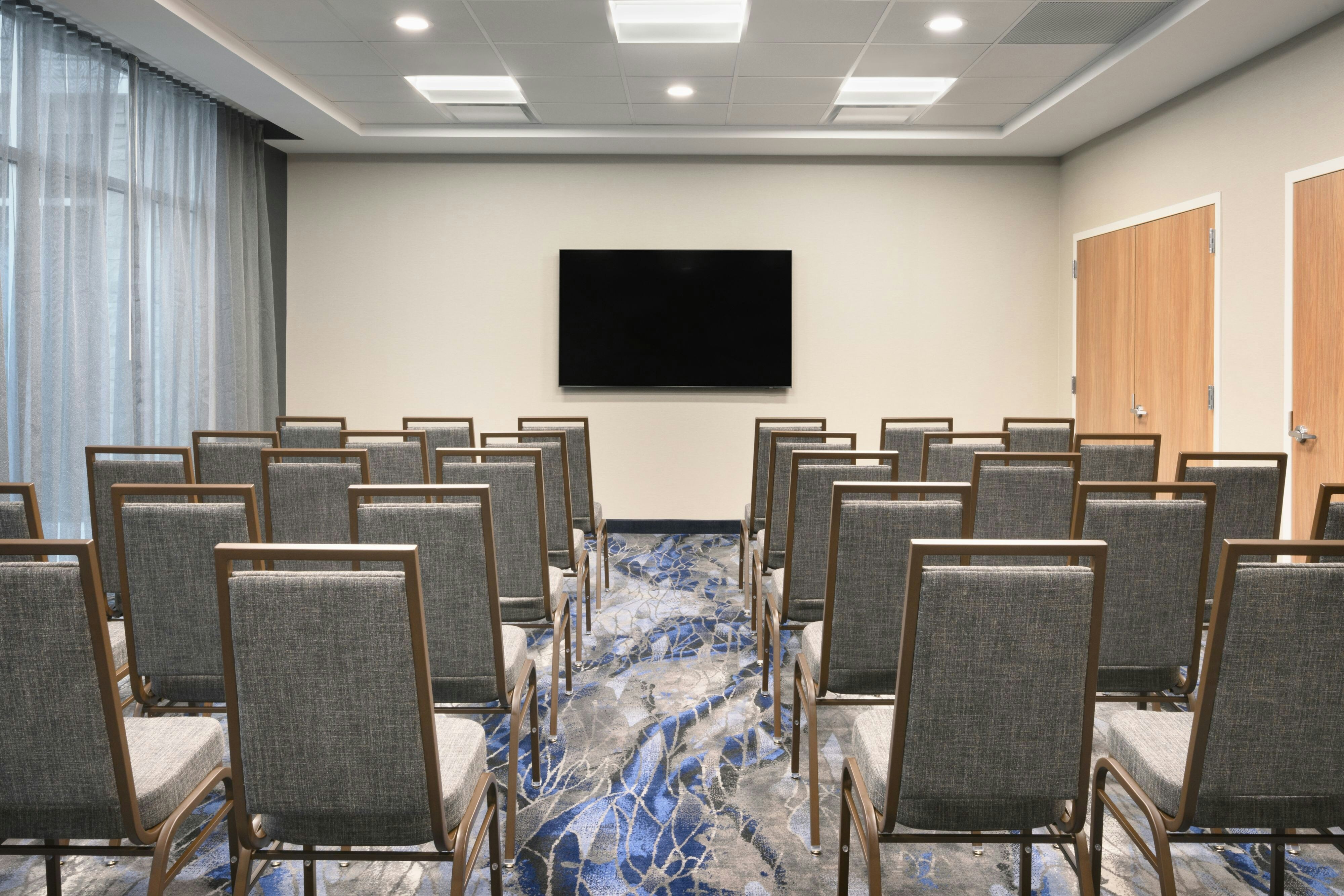 Fairfield by Marriott Inn & Suites Orlando at Millenia