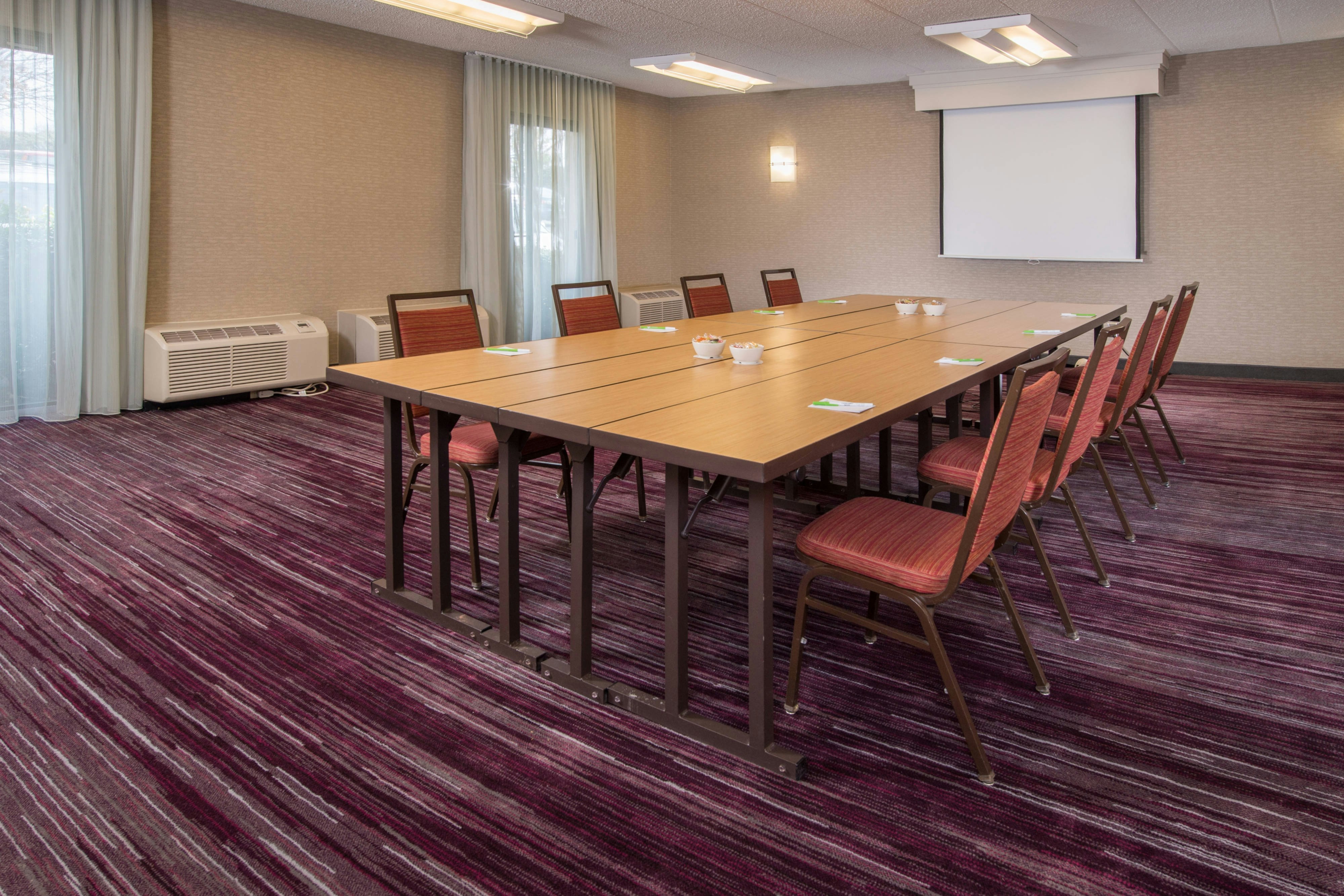 Courtyard by Marriott Fairfax Fair Oaks