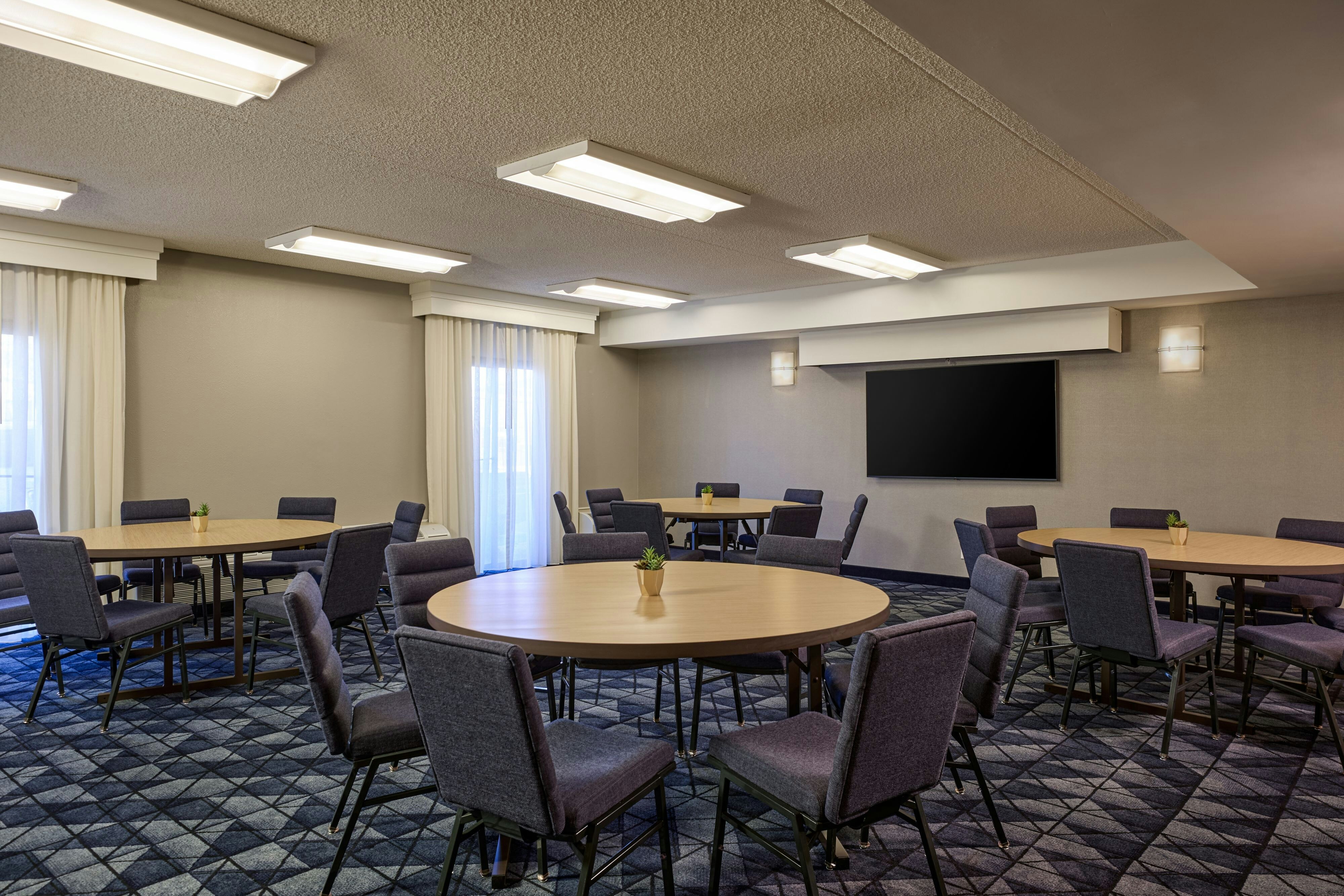 Courtyard by Marriott Phoenix North