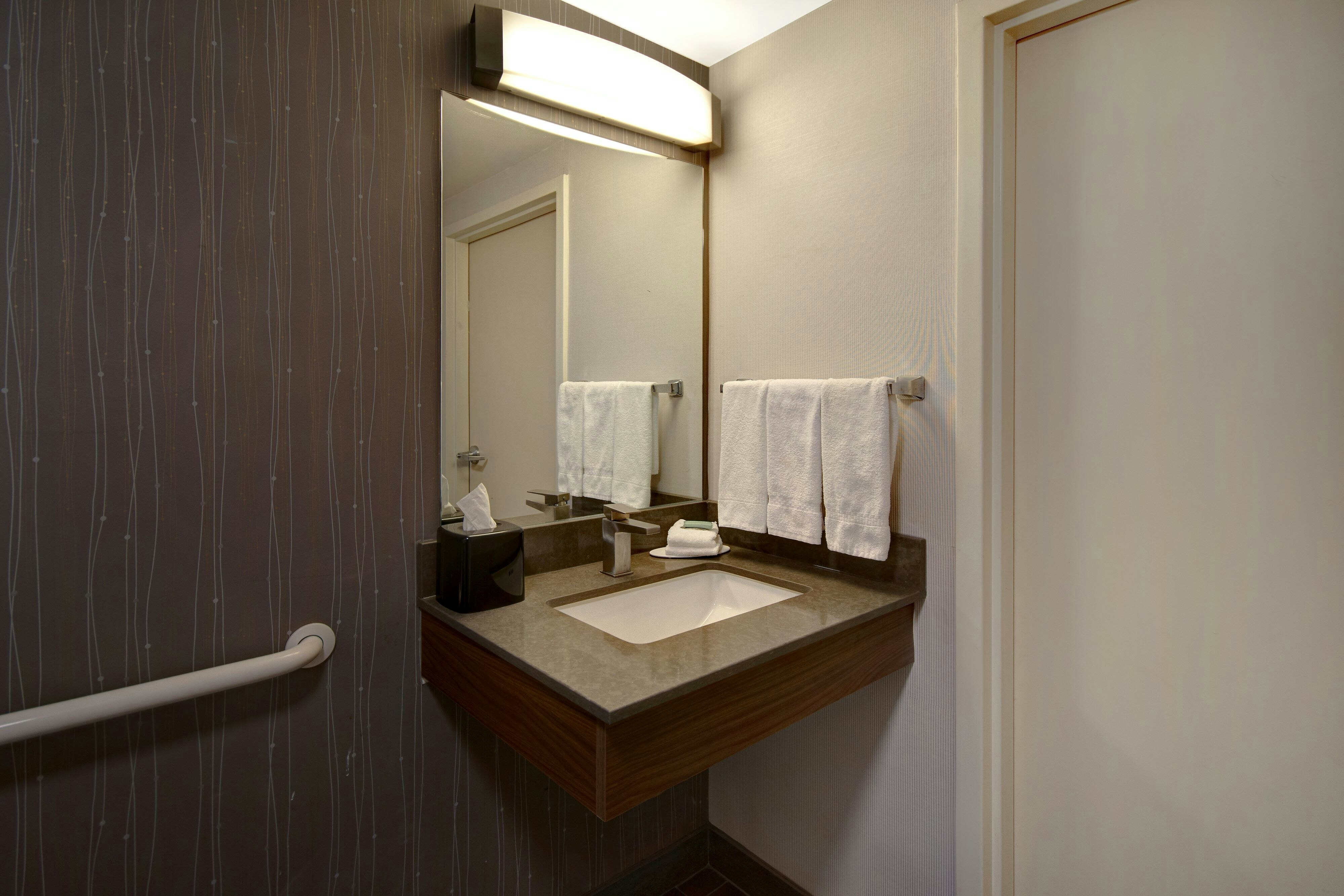 Courtyard by Marriott Columbus Dublin