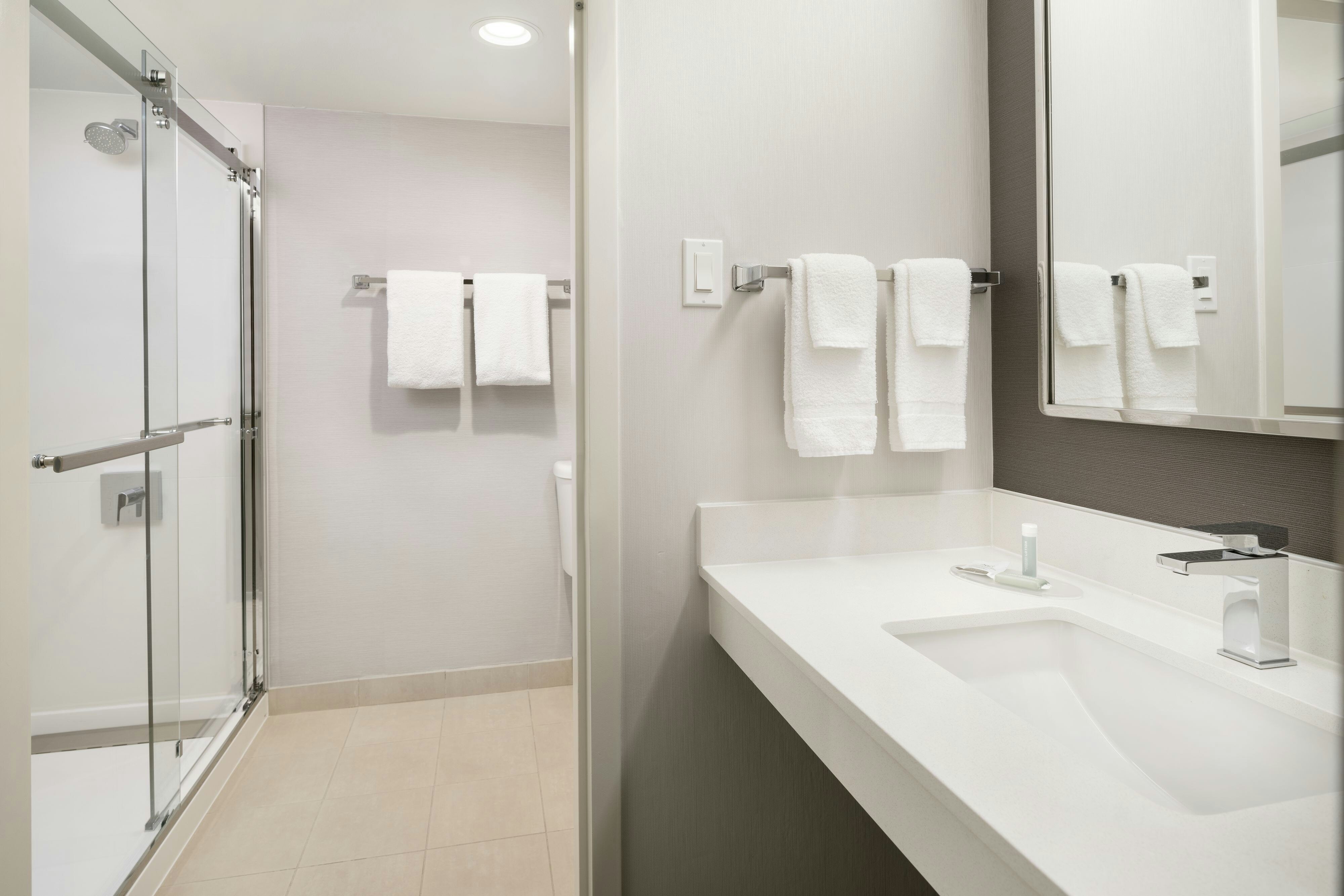 Courtyard by Marriott San Mateo Foster City