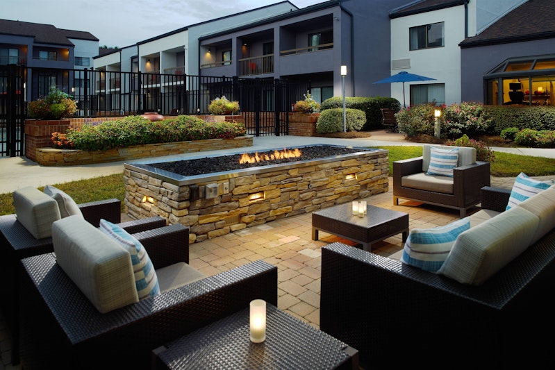 Courtyard by Marriott Raleigh Midtown