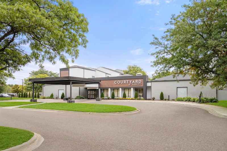 Courtyard by Marriott Detroit Metro Airport Romulus