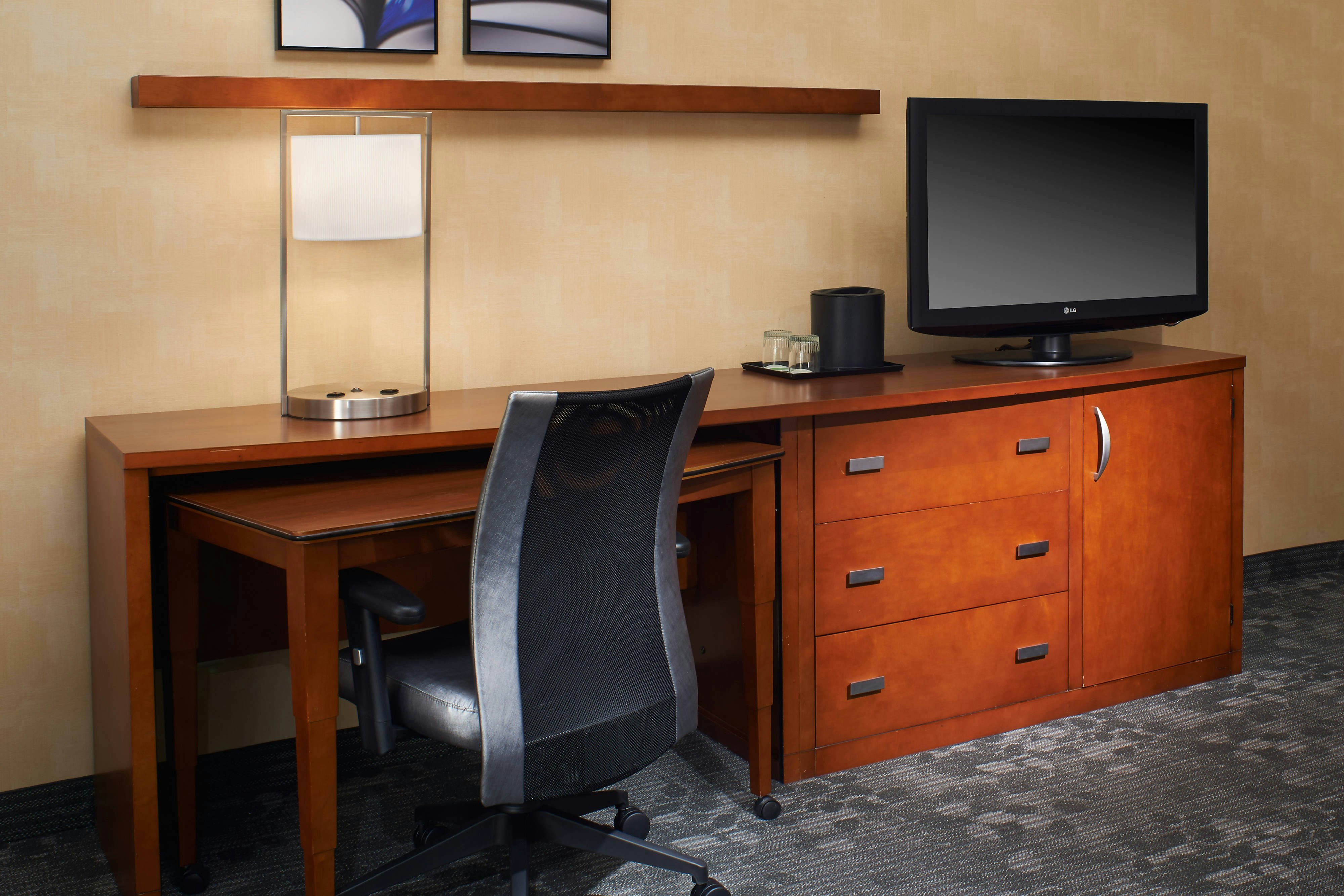 Courtyard by Marriott Lexington North