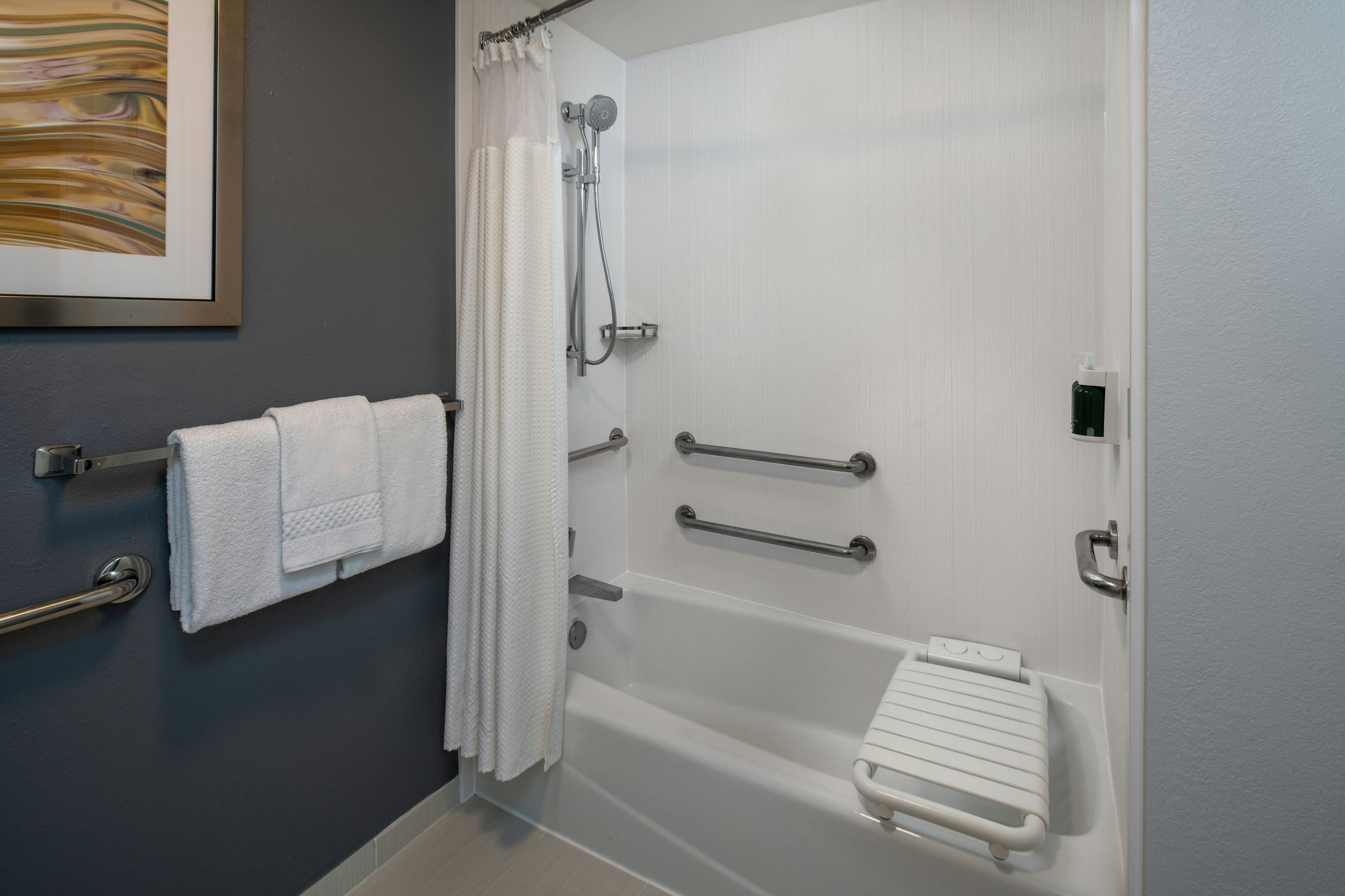 Courtyard by Marriott Memphis East/Park Avenue