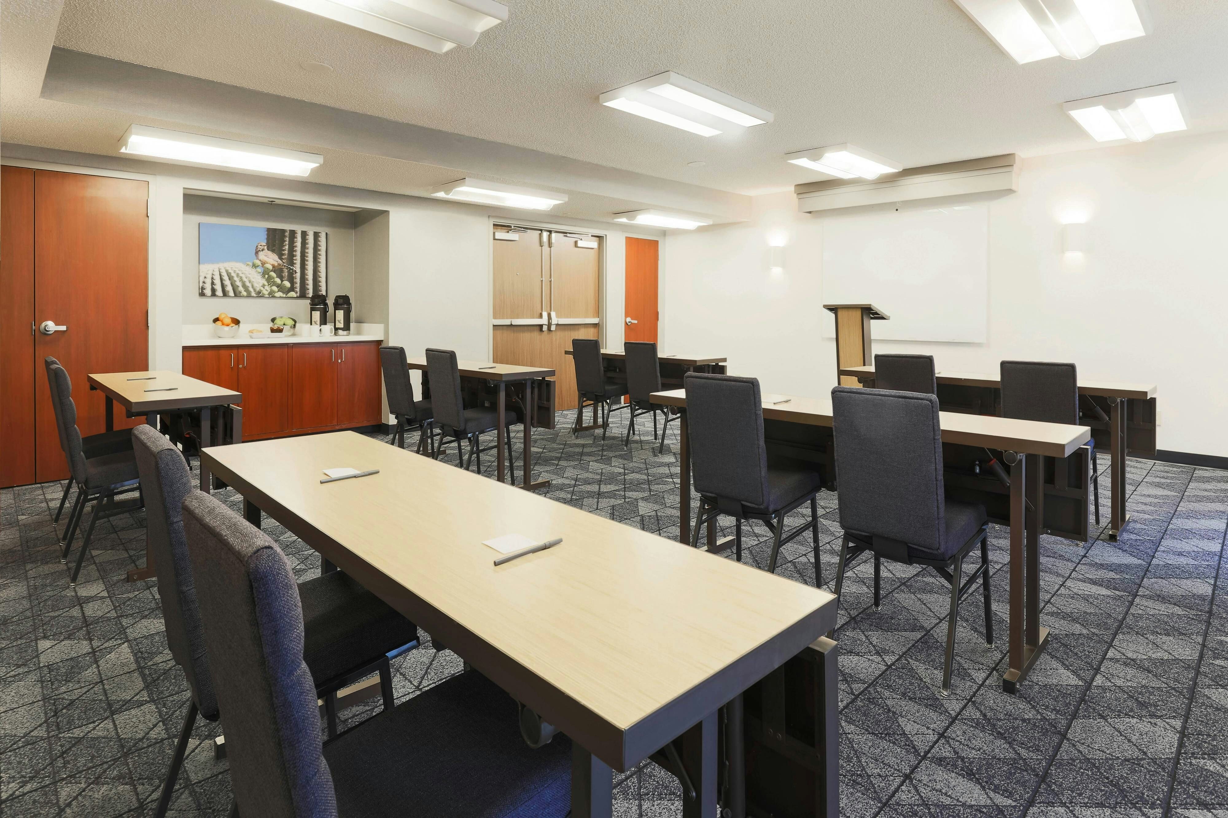 Courtyard by Marriott Tucson Airport