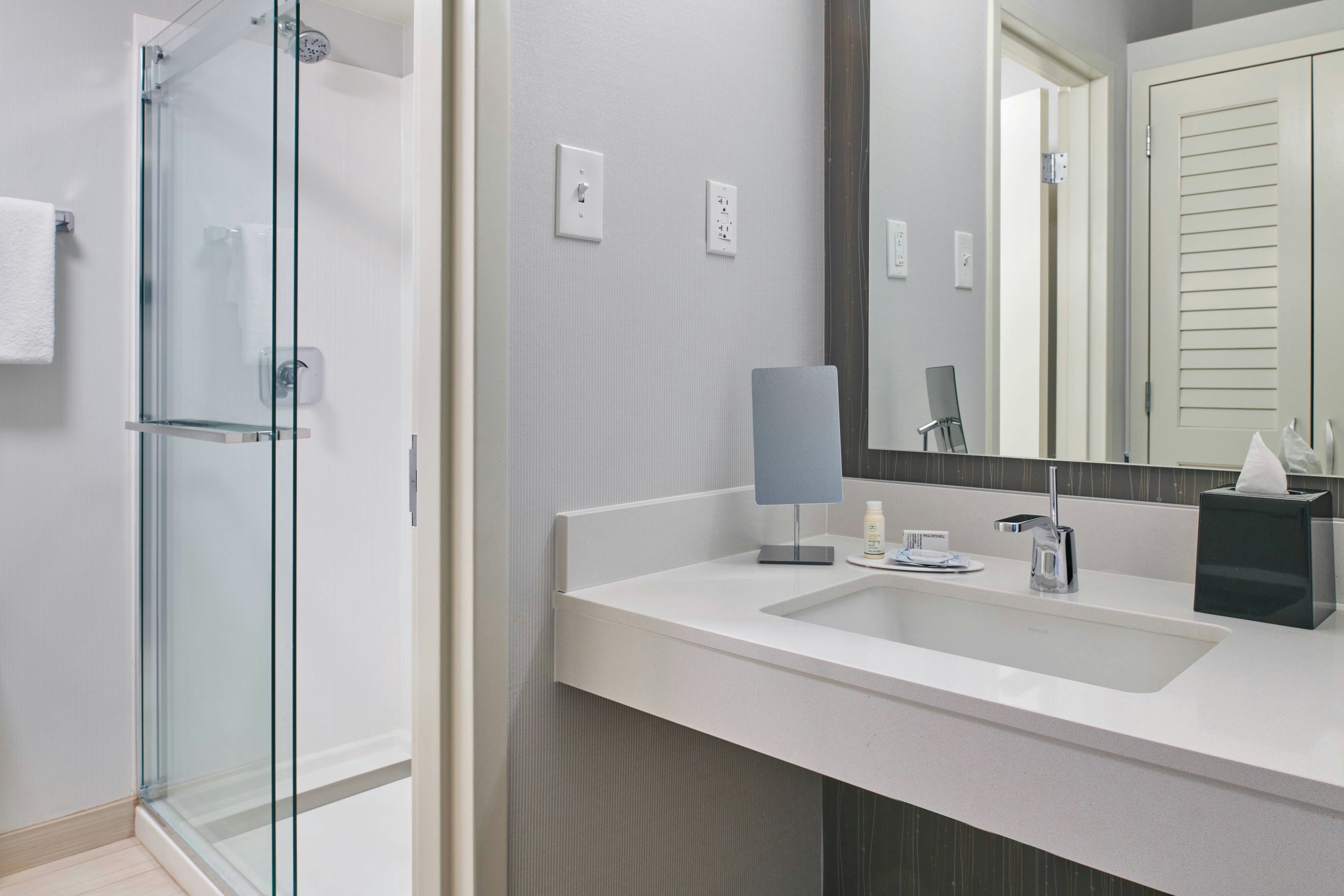Courtyard by Marriott Indianapolis Castleton