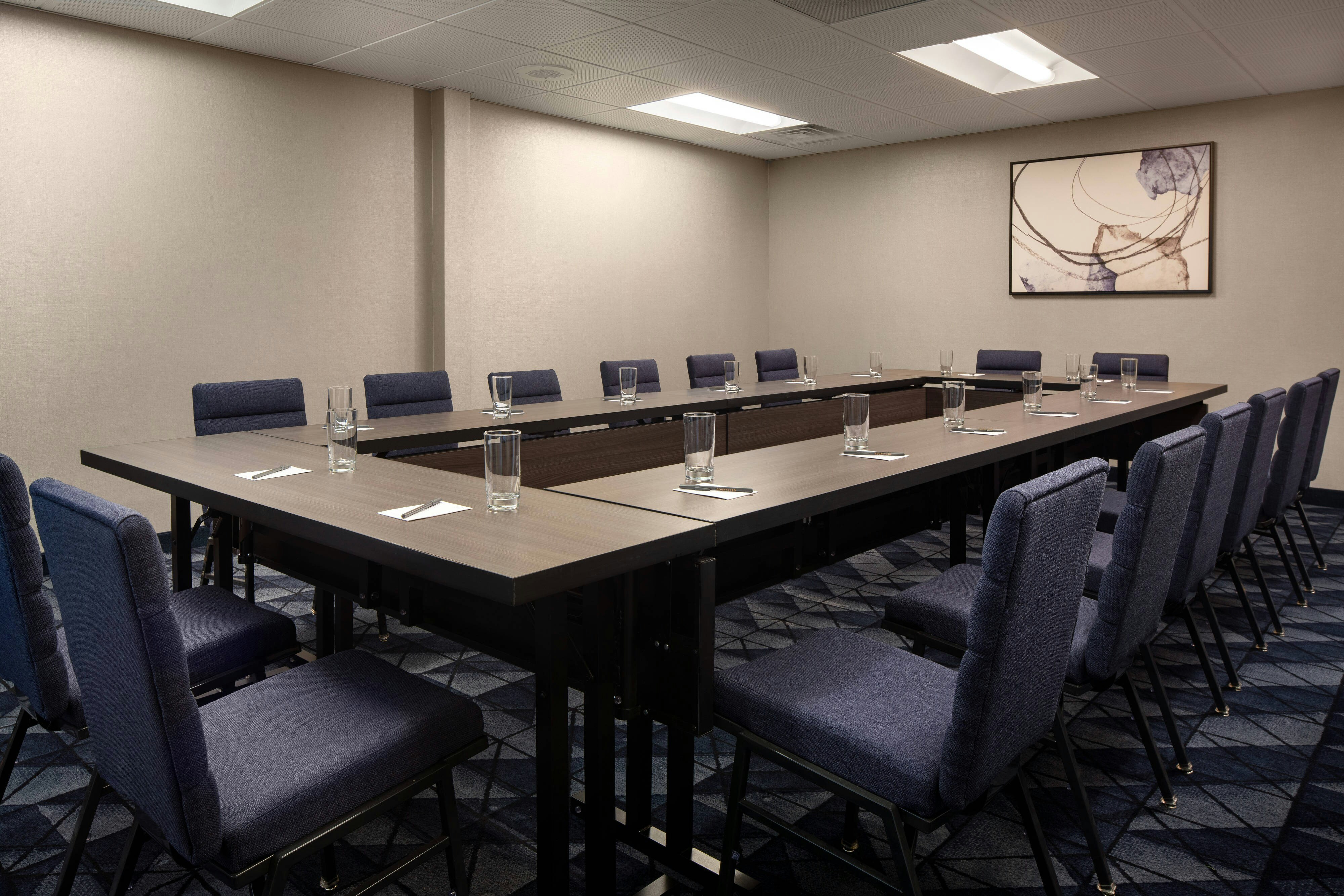 Courtyard by Marriott Fresno