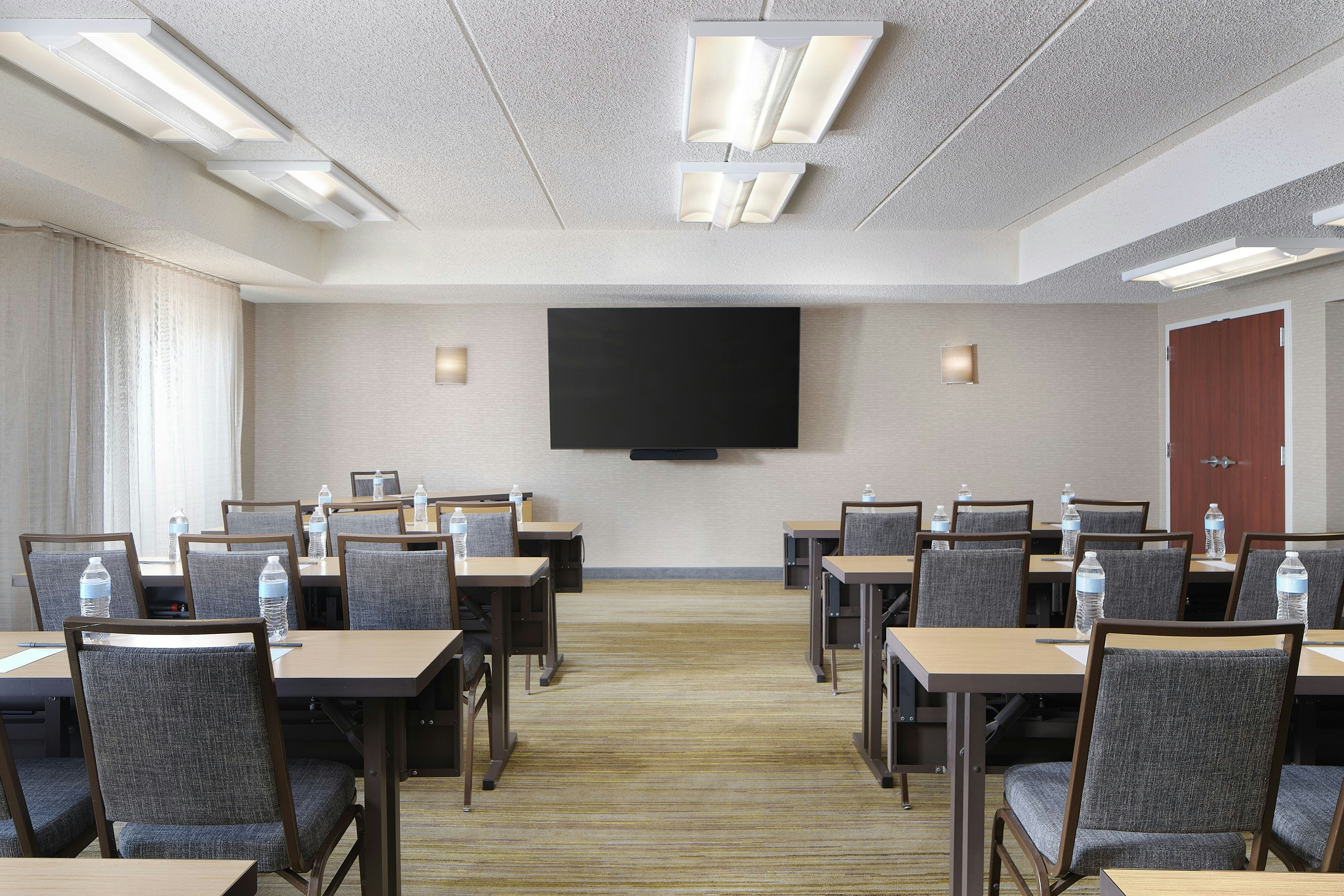 Courtyard by Marriott Charlotte SouthPark