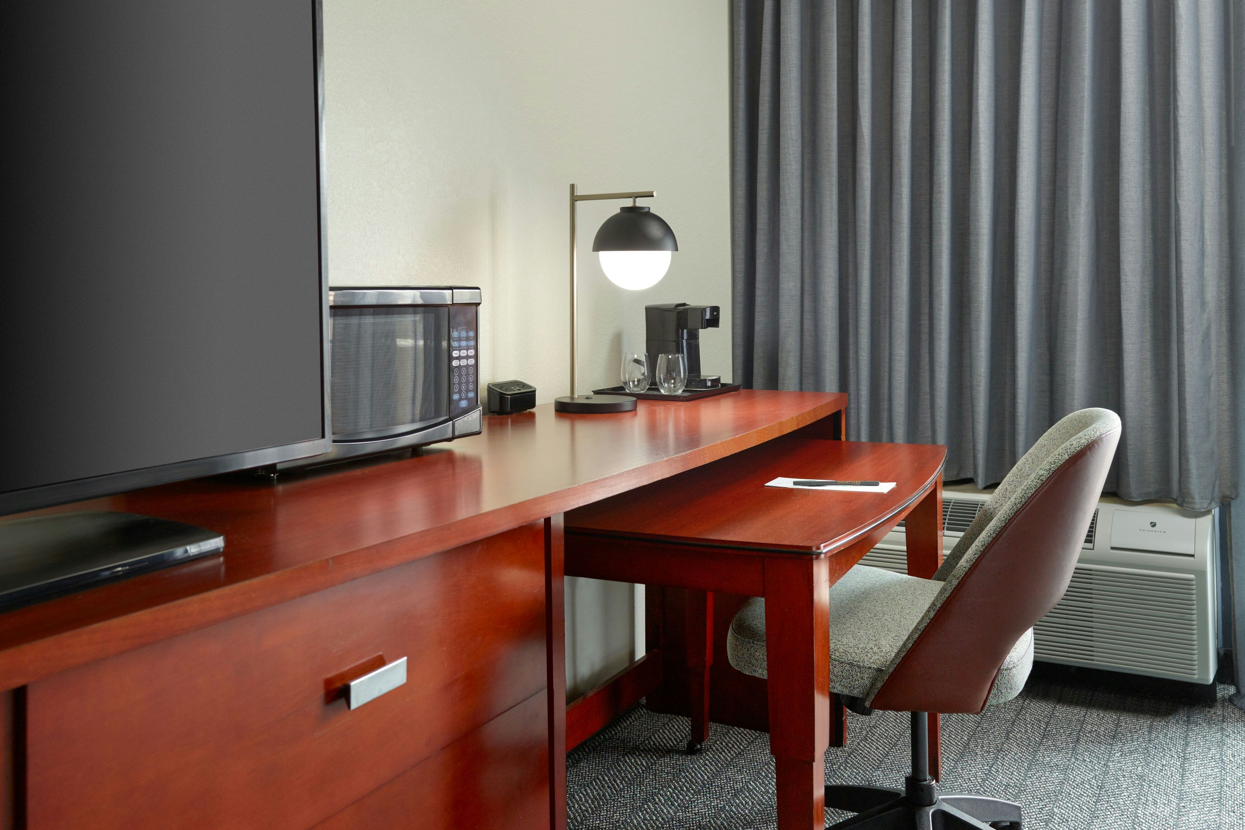 Courtyard by Marriott Charlottesville