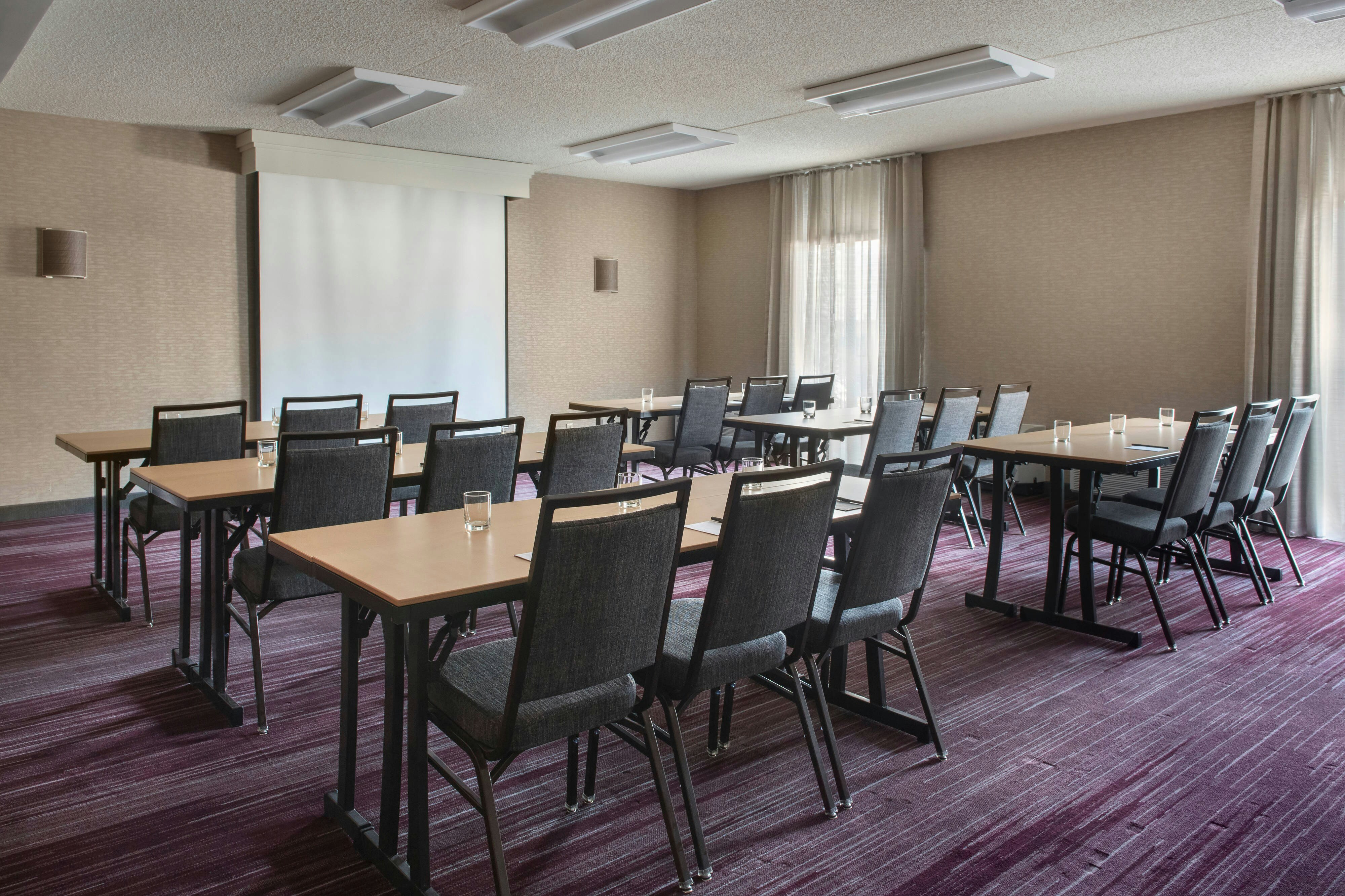 Courtyard by Marriott Philadelphia Devon/Villanova