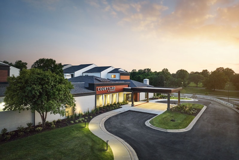Courtyard by Marriott Kansas City Overland Park/Metcalf, South of College Boulevard