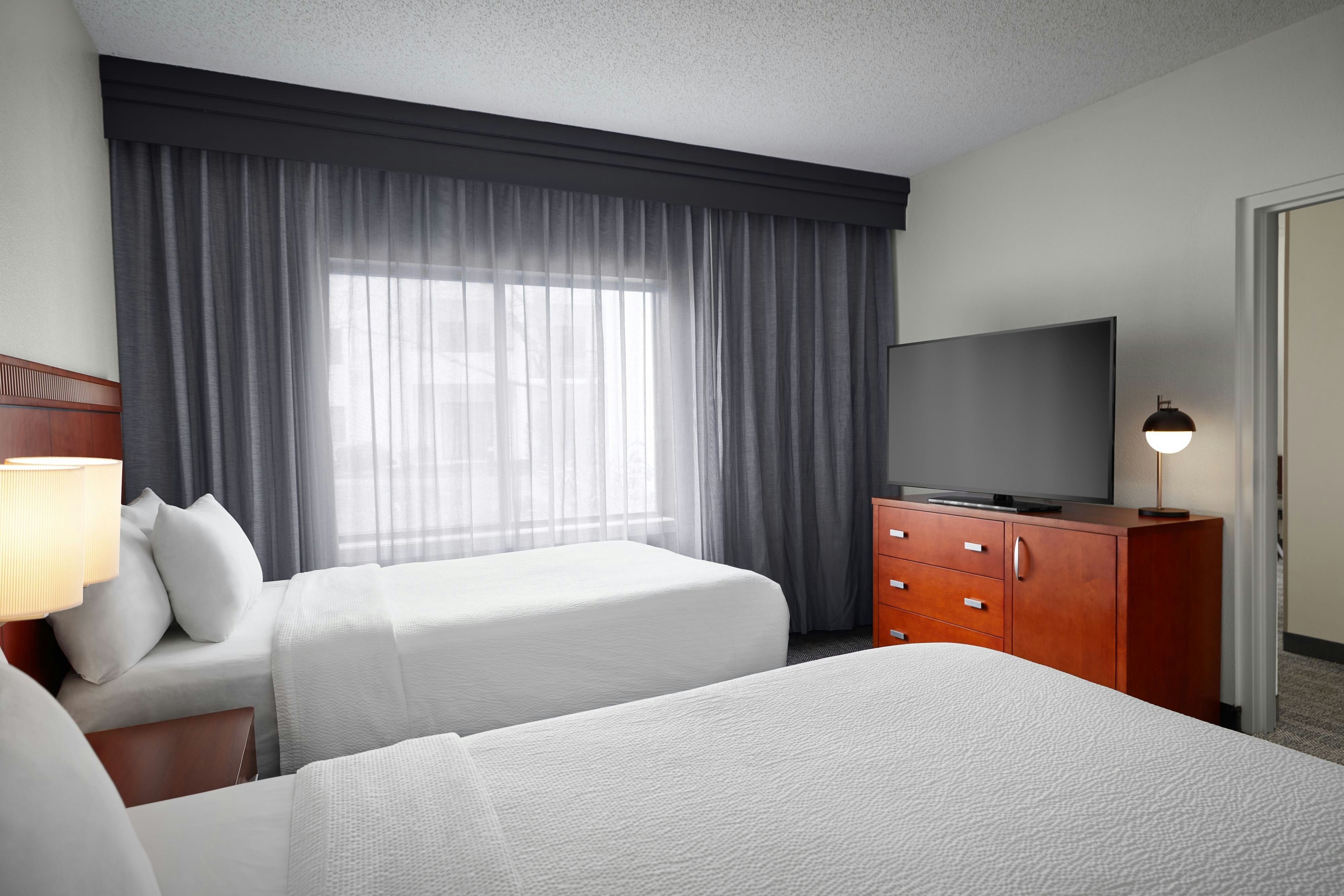 Courtyard by Marriott Kansas City Overland Park/Metcalf, South of College Boulevard