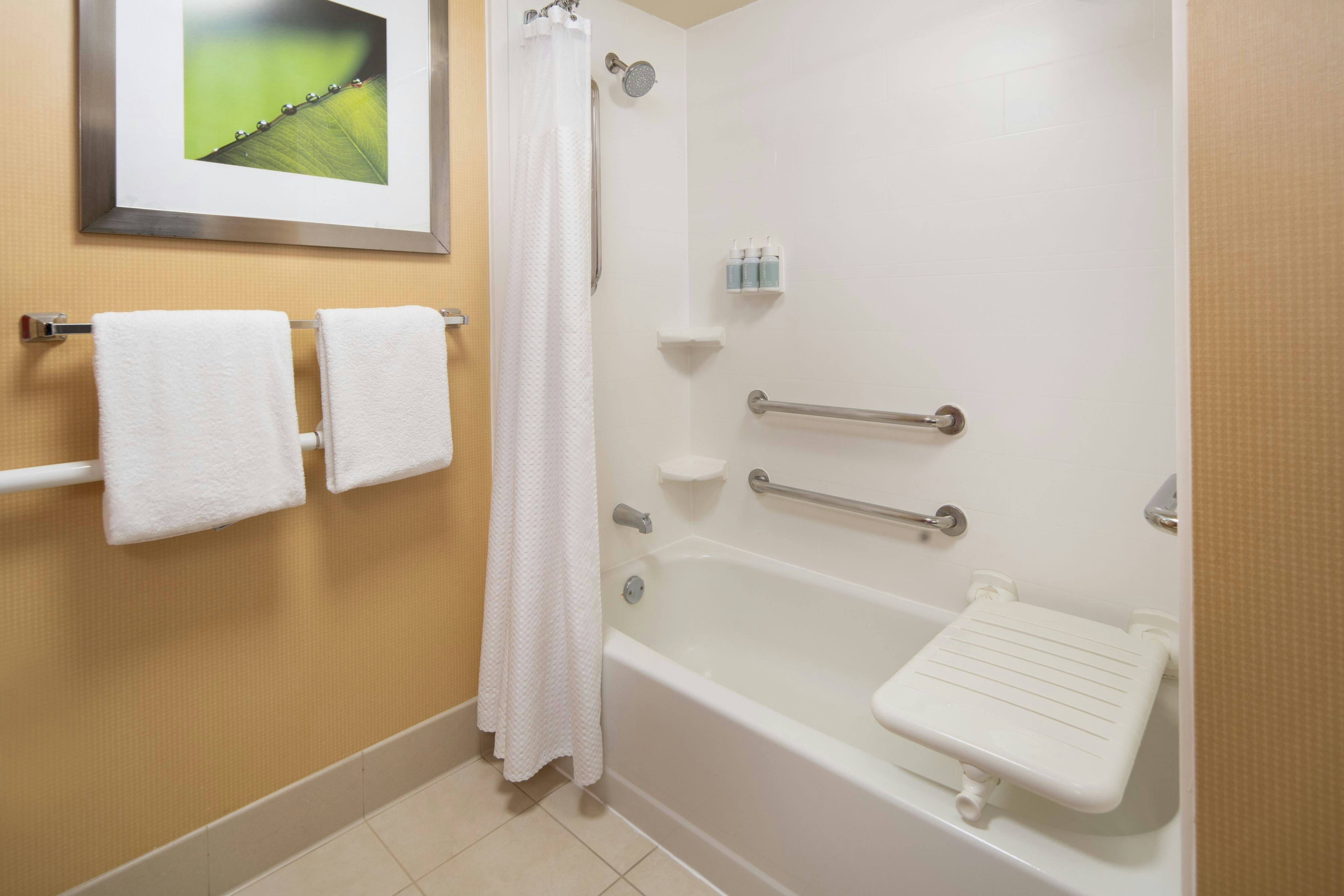 Courtyard by Marriott Irvine John Wayne Airport/Orange County