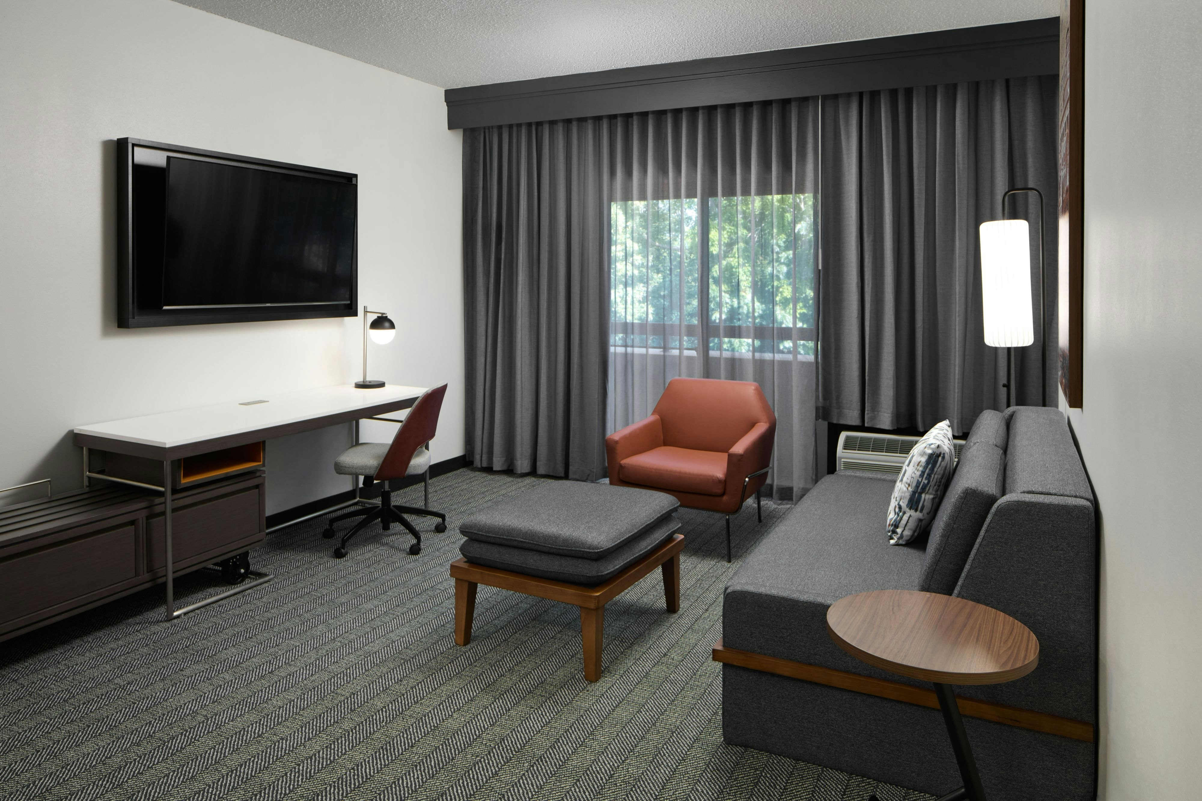 Courtyard by Marriott Williamsburg Busch Gardens Area
