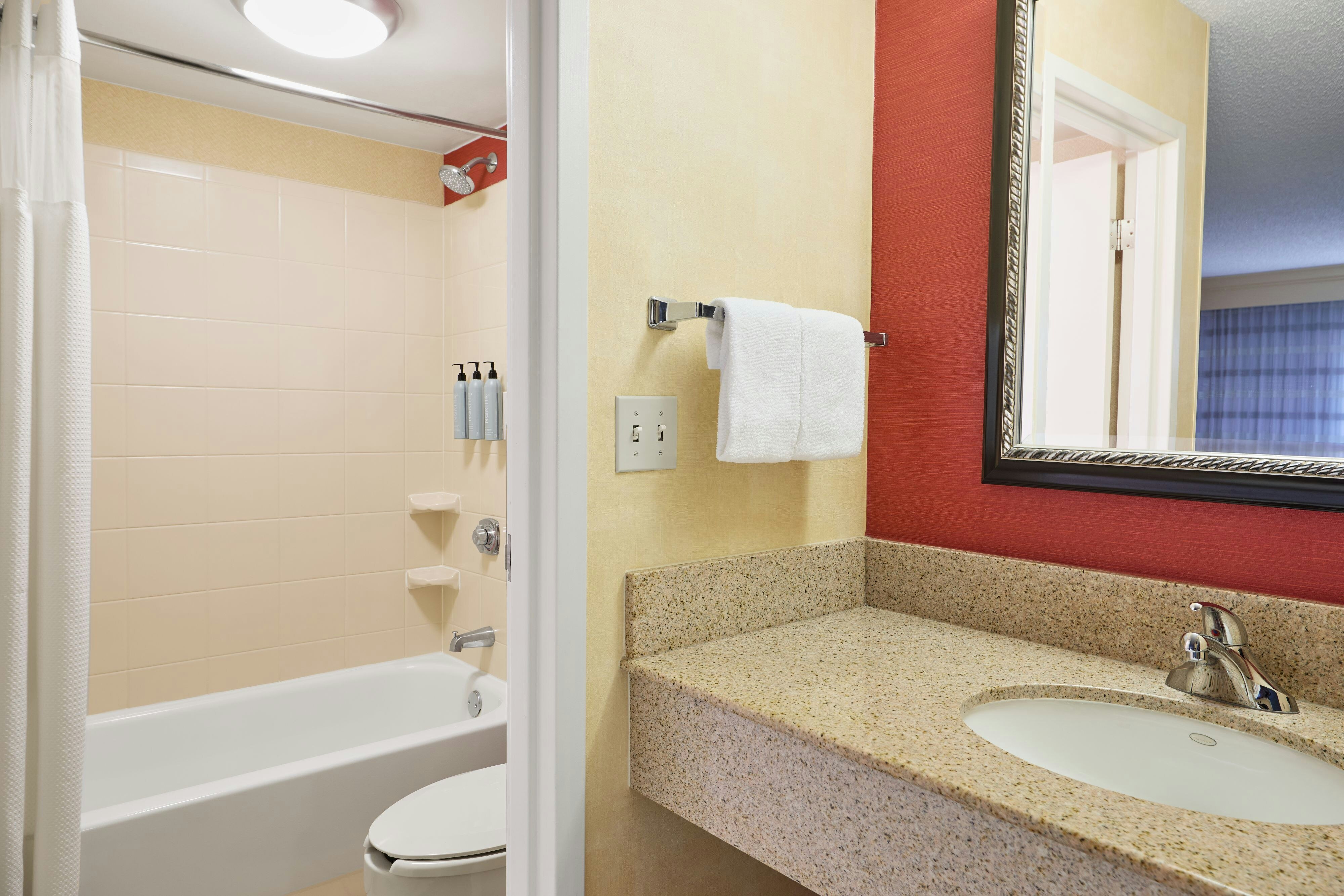 Courtyard by Marriott Des Moines West/Clive