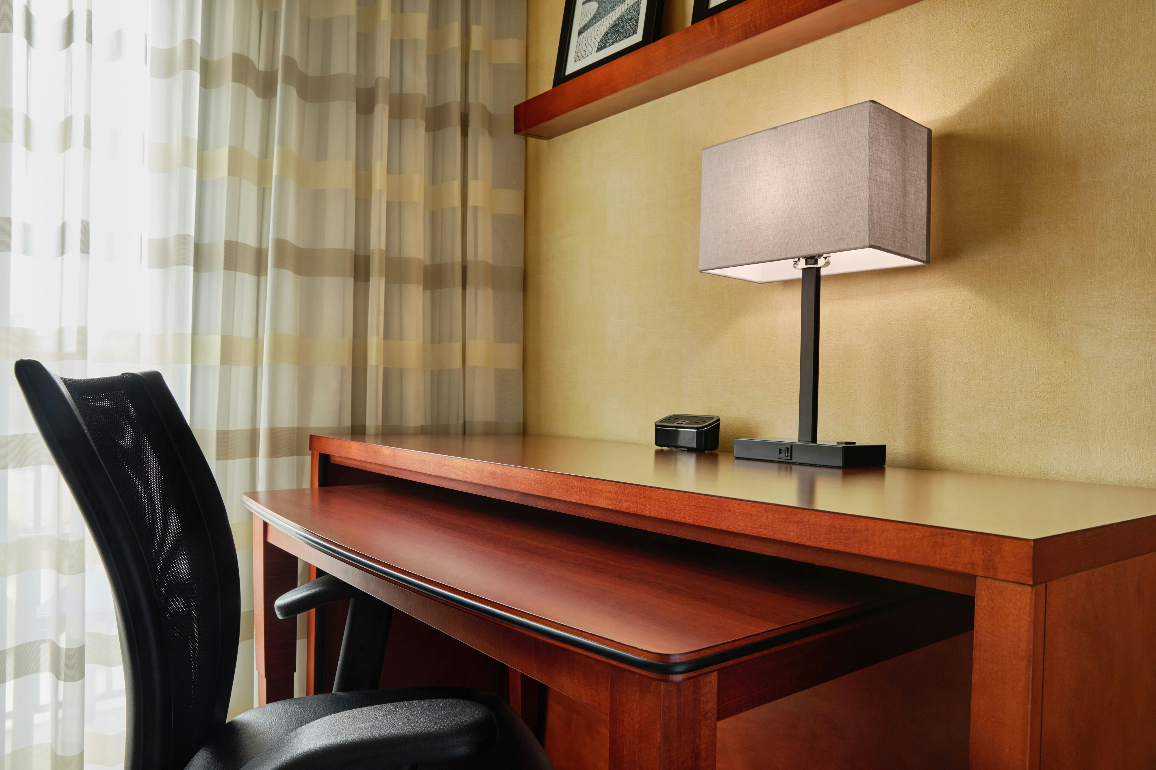Courtyard by Marriott Des Moines West/Clive